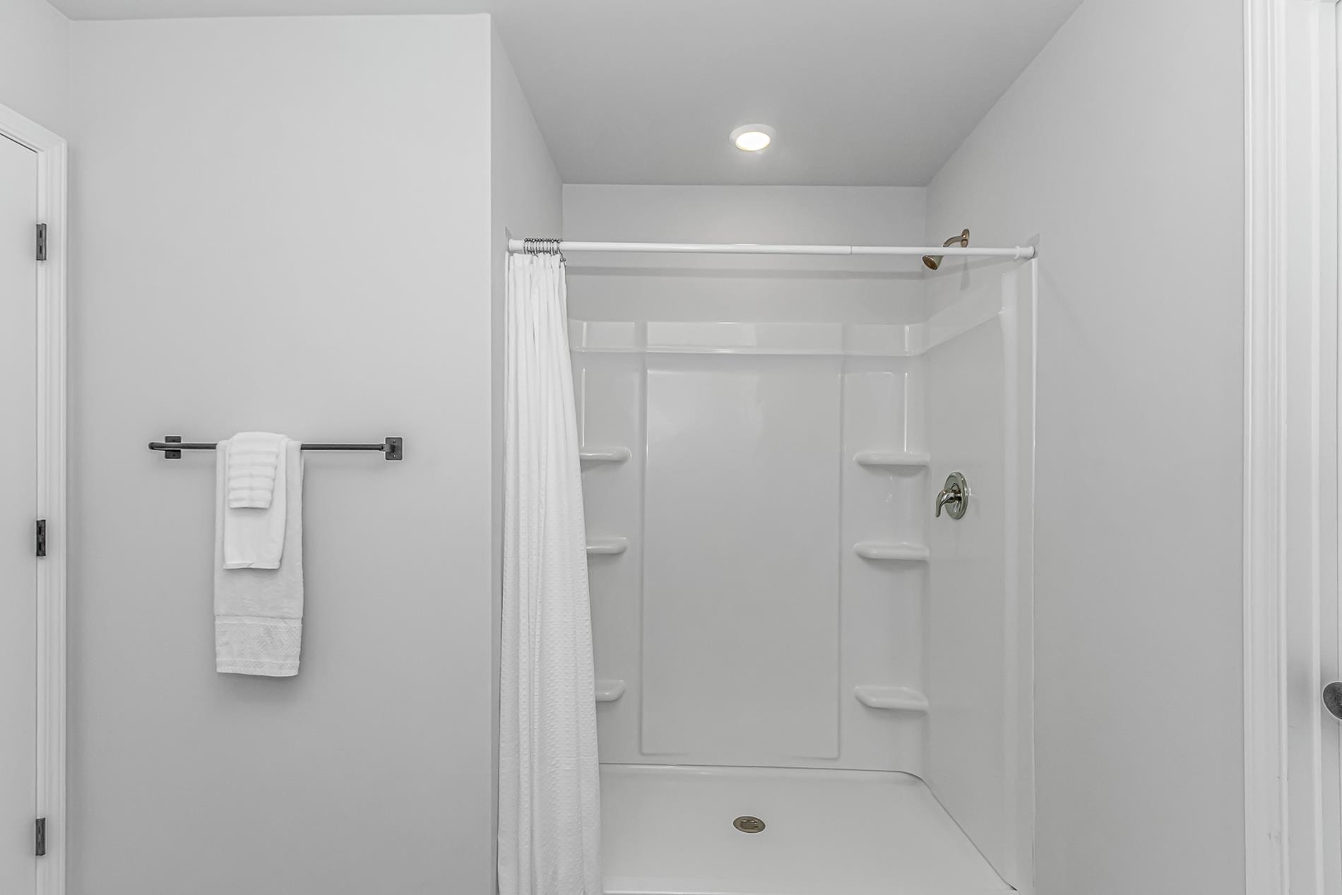 240 Birchwood Dr. Property Photo 19