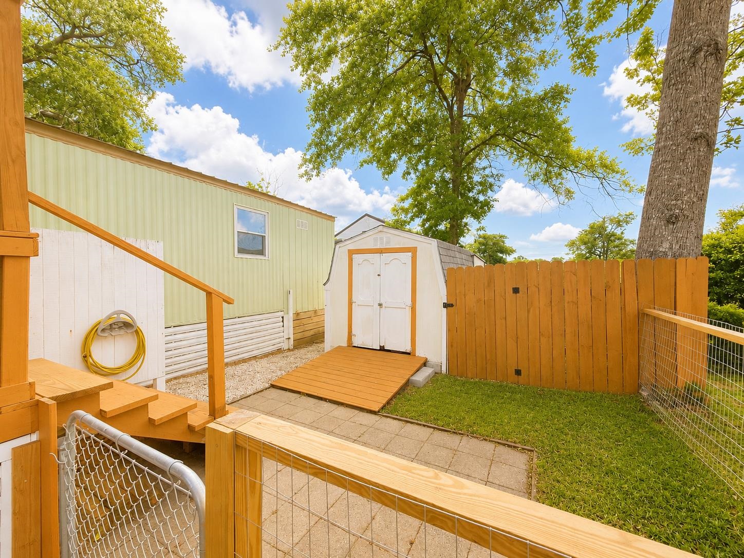 151 Crooked Island Circle Property Photo 14