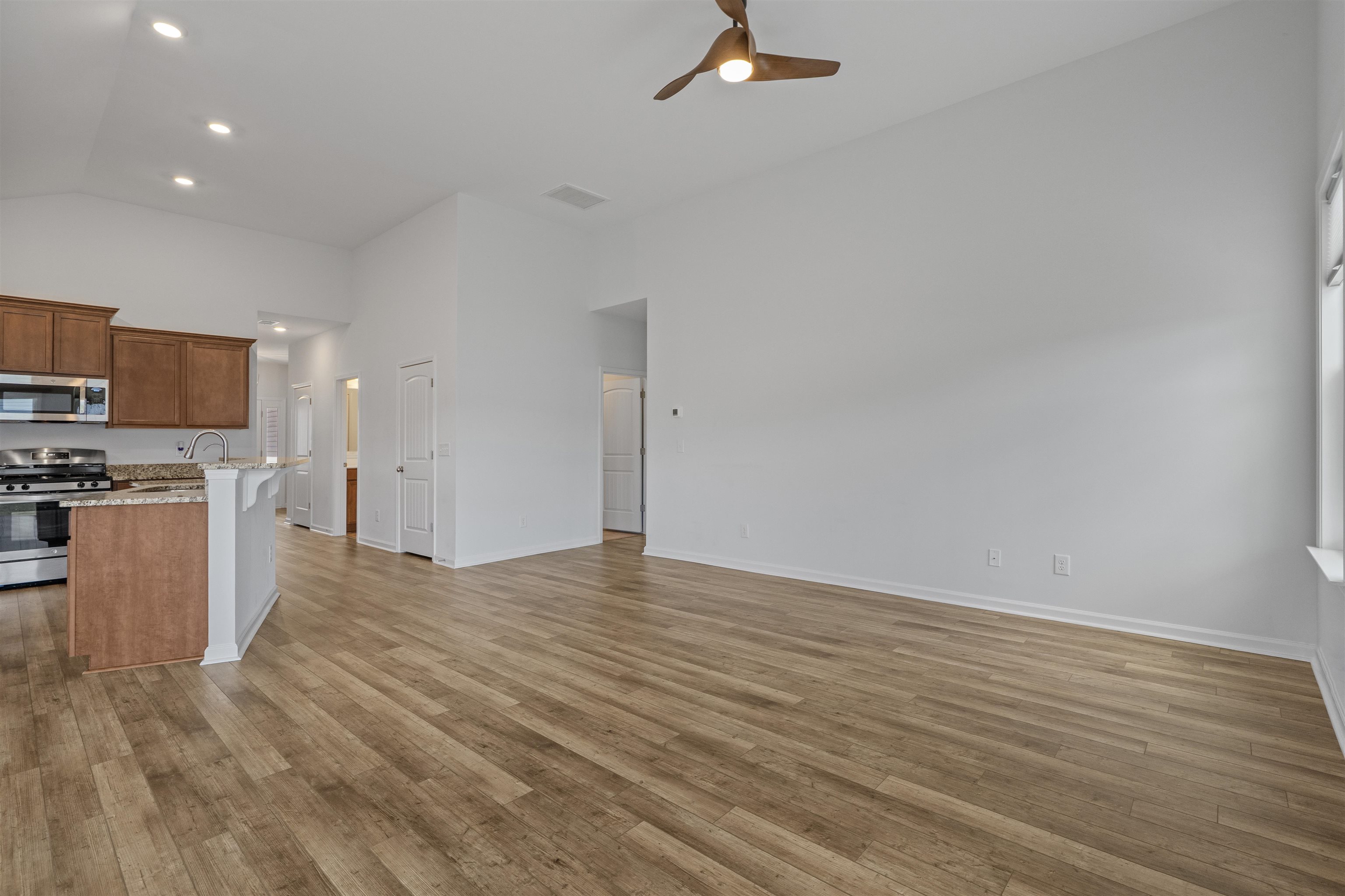1225 Pyxie Moss Dr. Property Photo 15