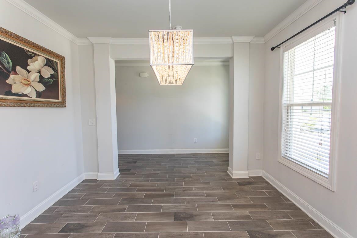 1594 Parish Way Property Photo 6