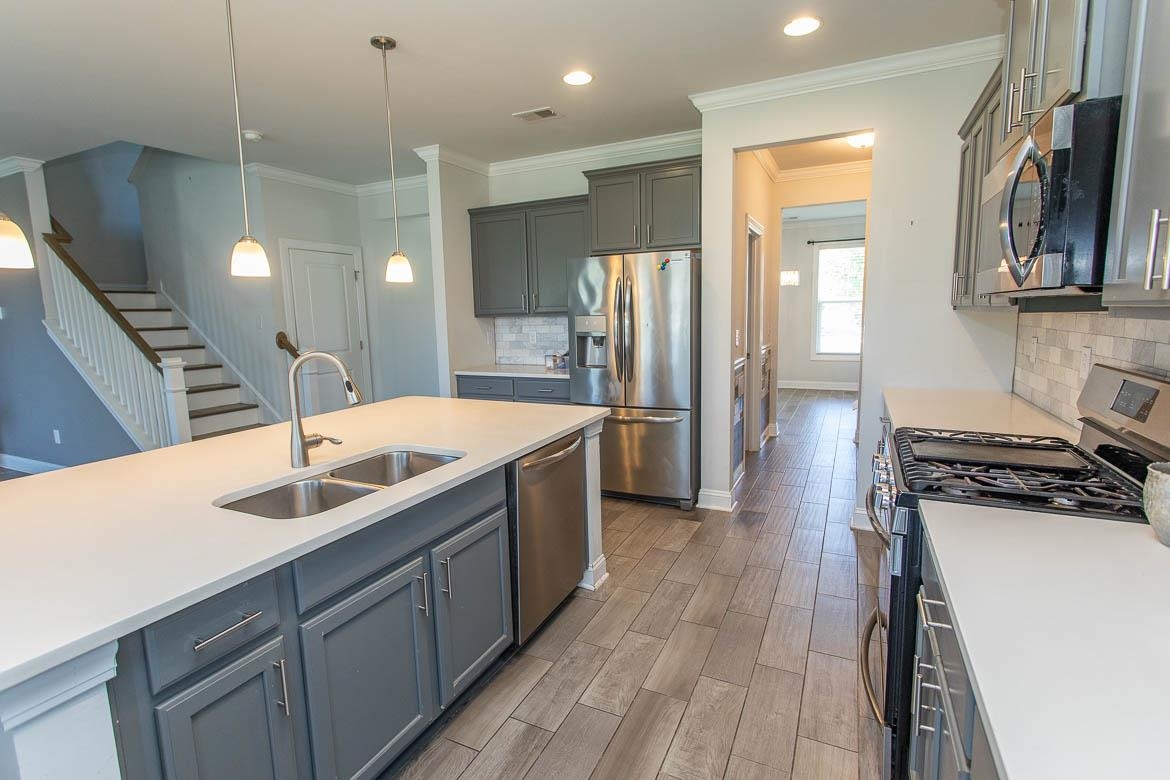 1594 Parish Way Property Photo 12