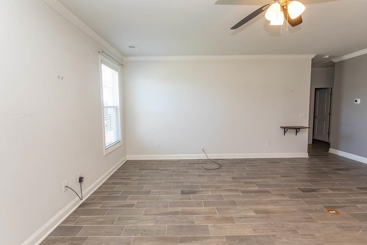 1594 Parish Way Property Photo 14