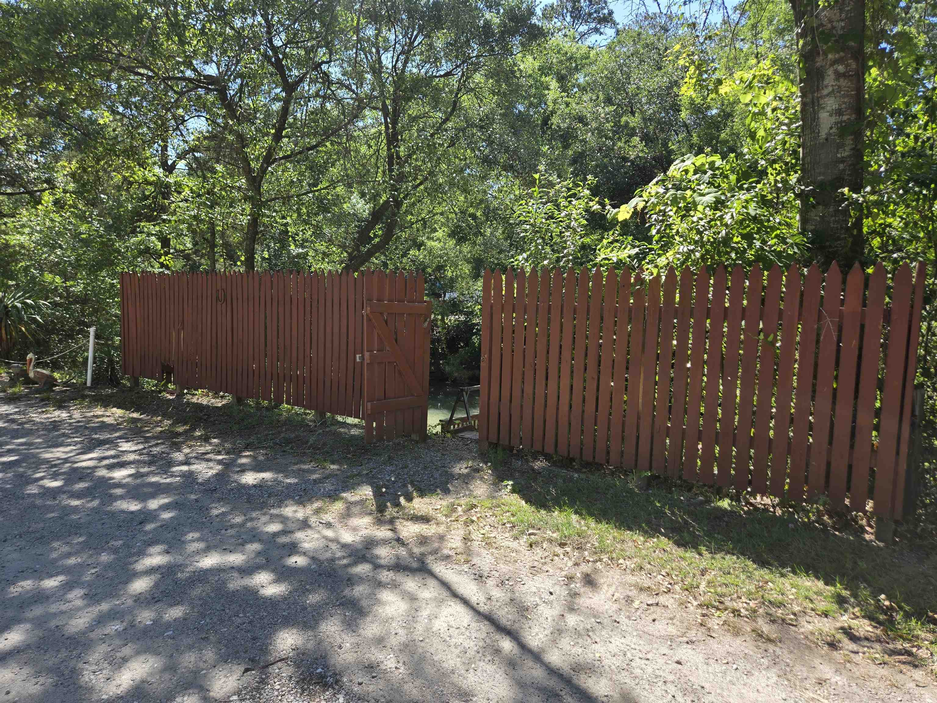 433 E Banks Dr. Property Photo 9