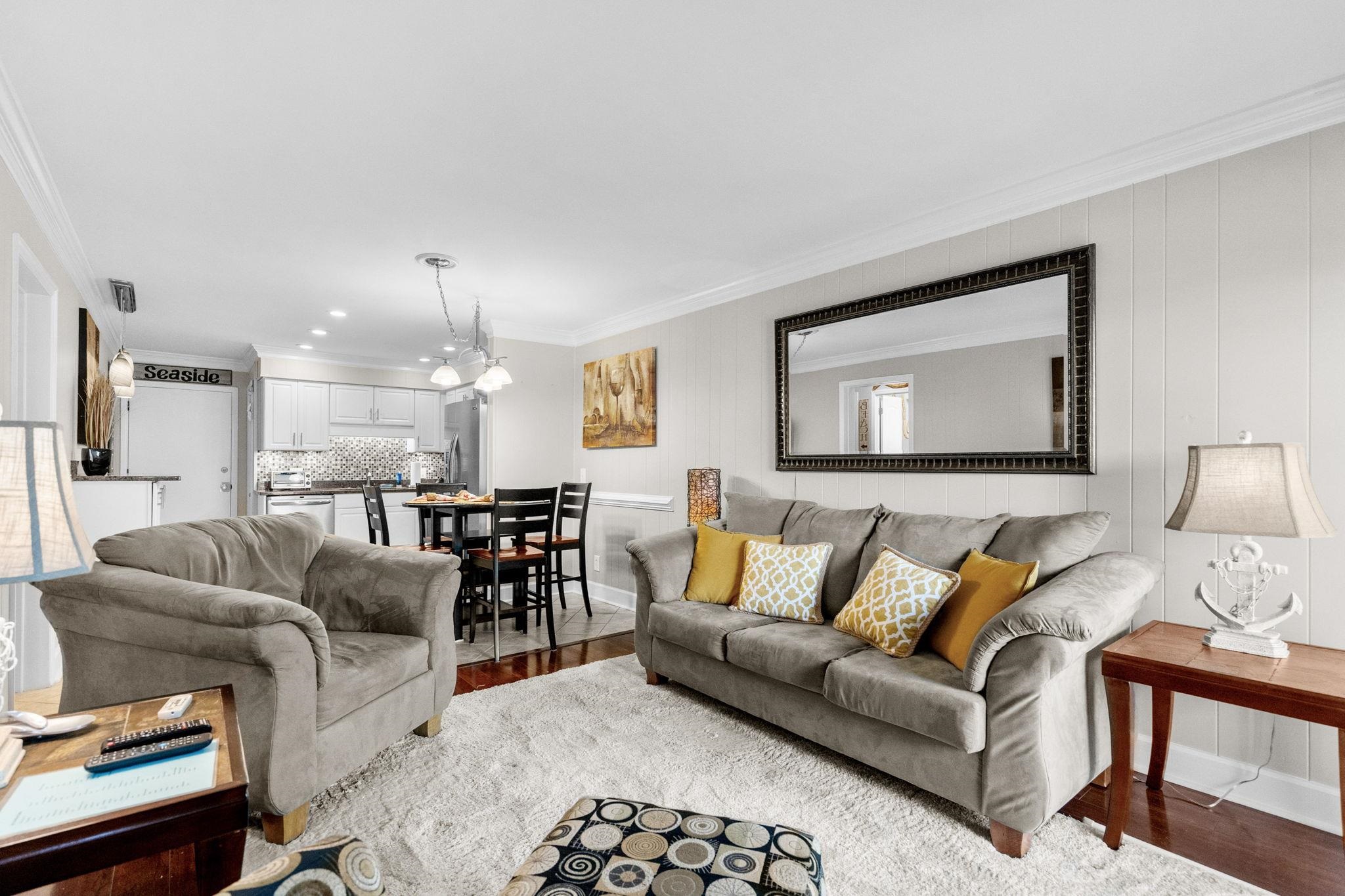9660 Shore Dr. Property Photo 12