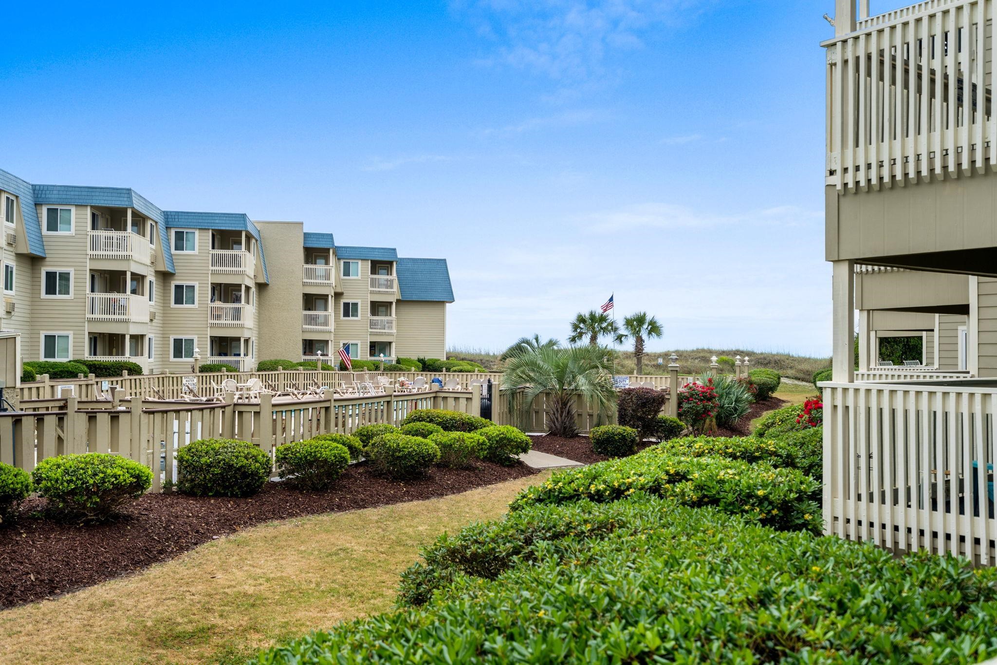 9660 Shore Dr. Property Photo 44