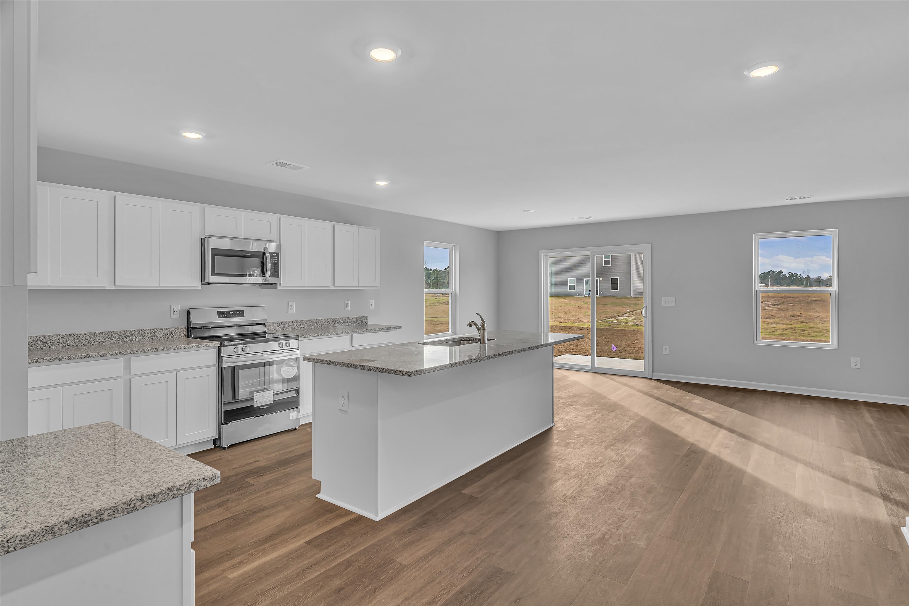 1073 Cherrystone Loop Property Photo 4