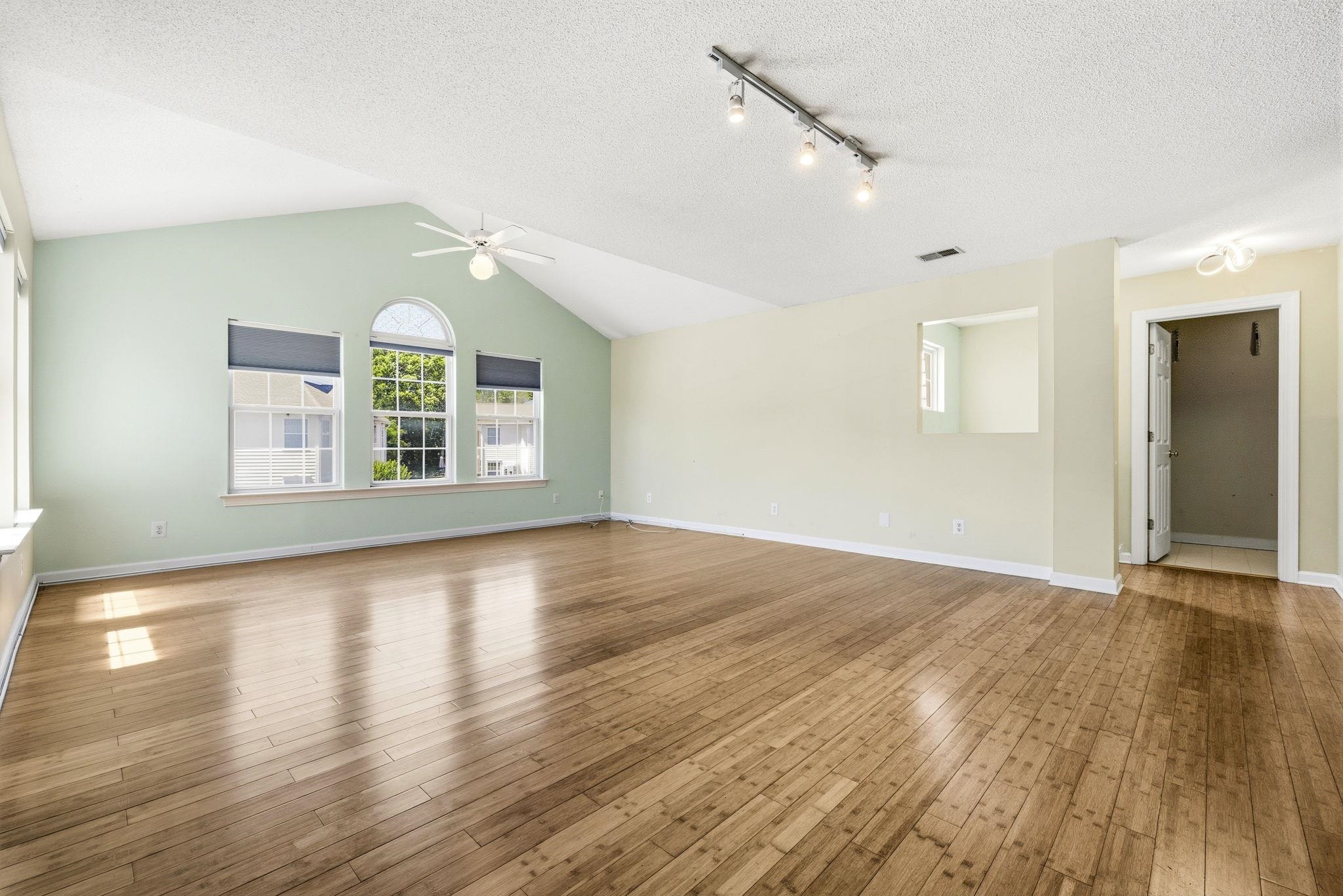 4385 Daphne Ln. Property Photo 6