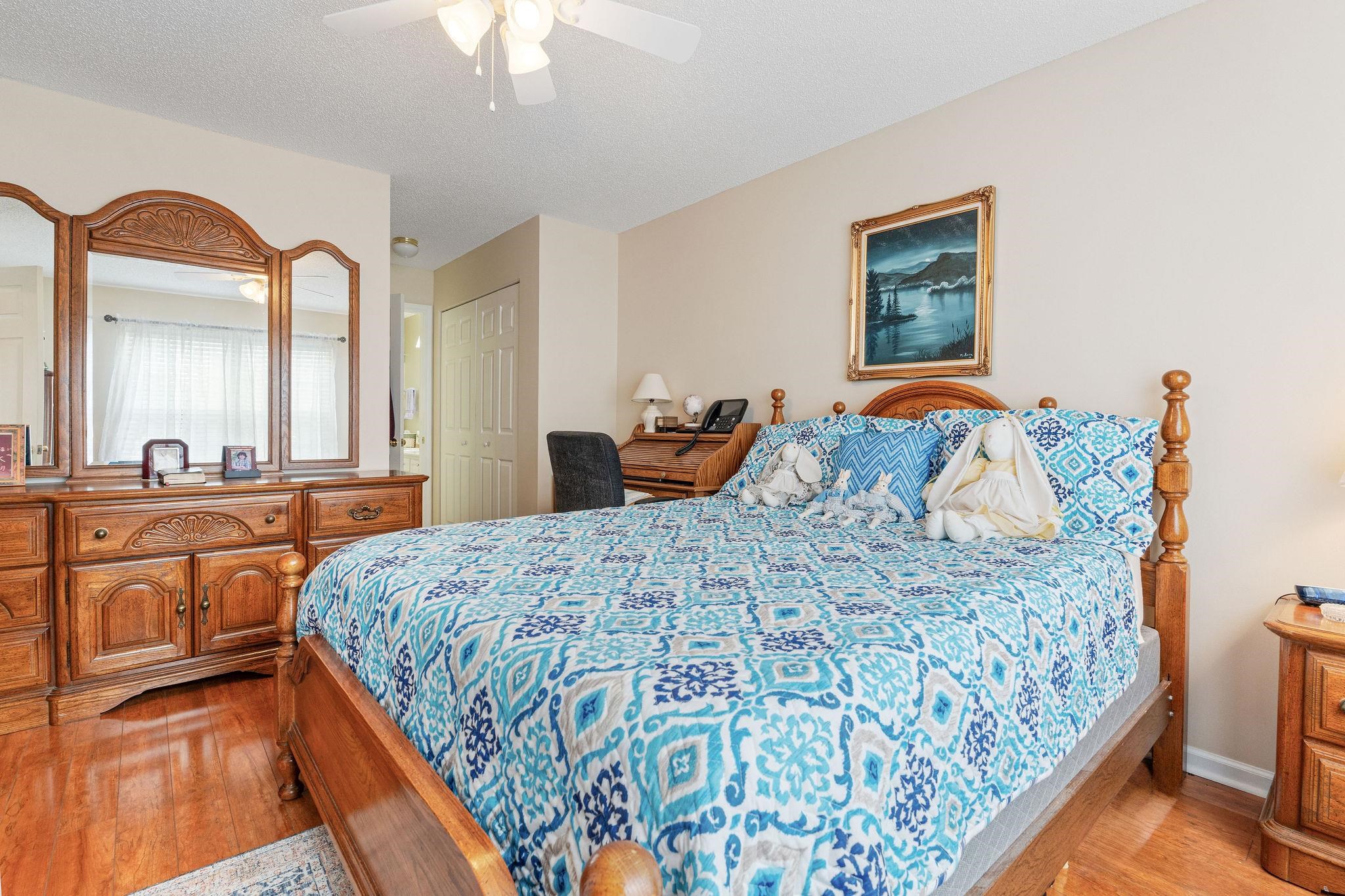 3530 Evergreen Way Property Photo 11