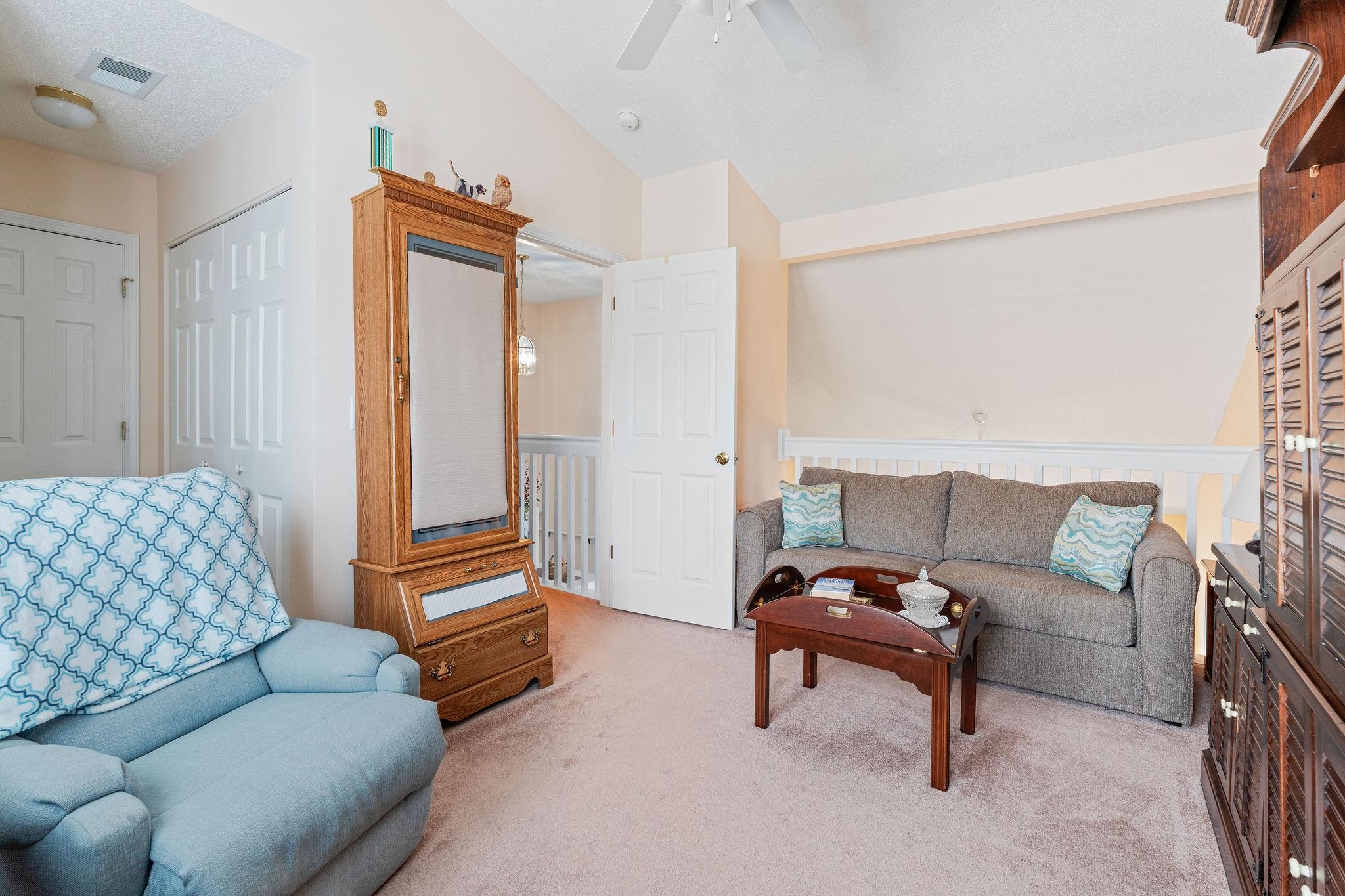 3530 Evergreen Way Property Photo 16