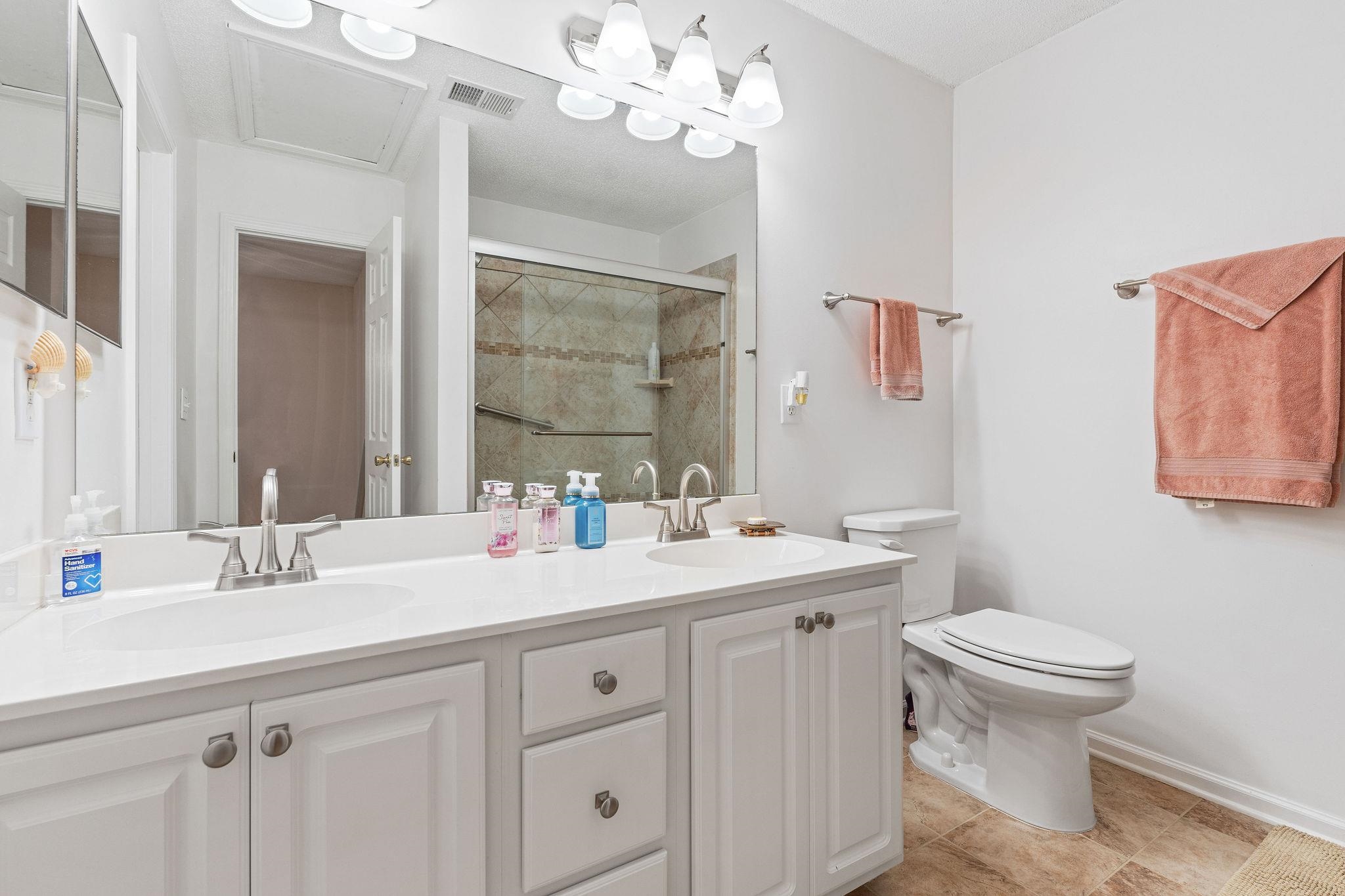 3530 Evergreen Way Property Photo 18