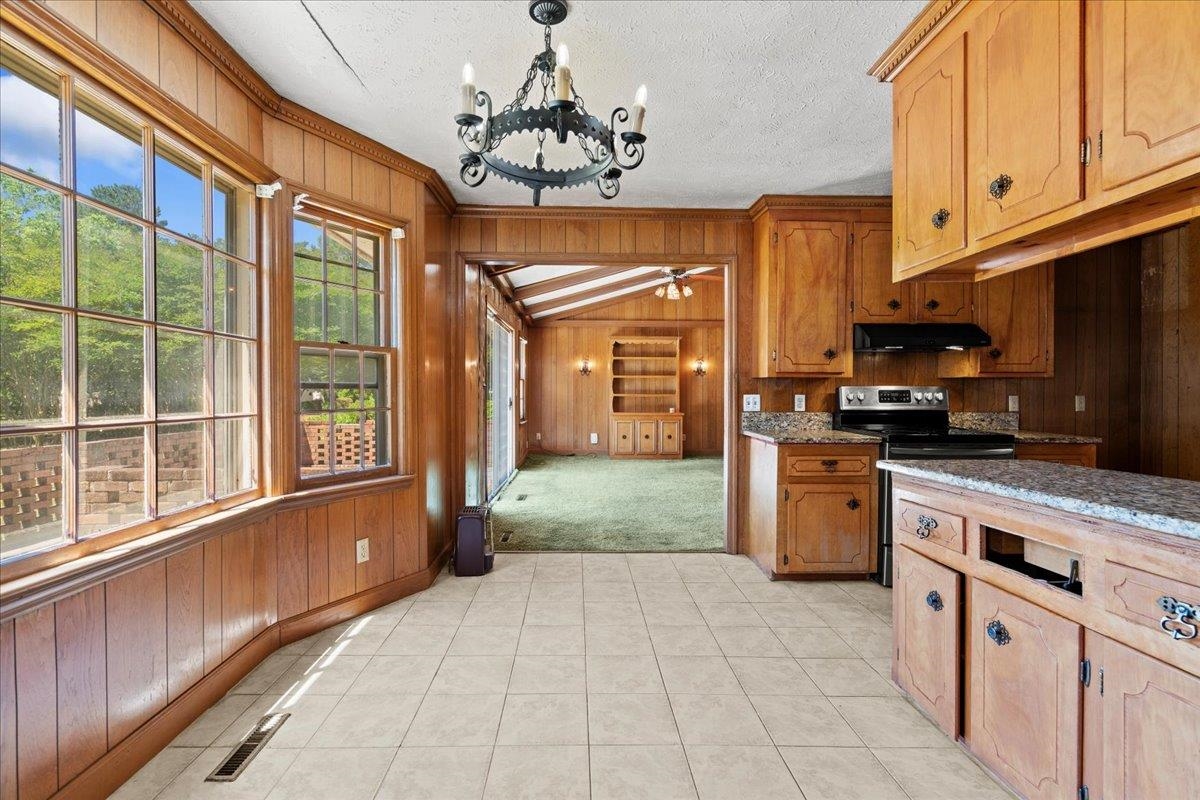 308 Cleveland St. Property Photo 25