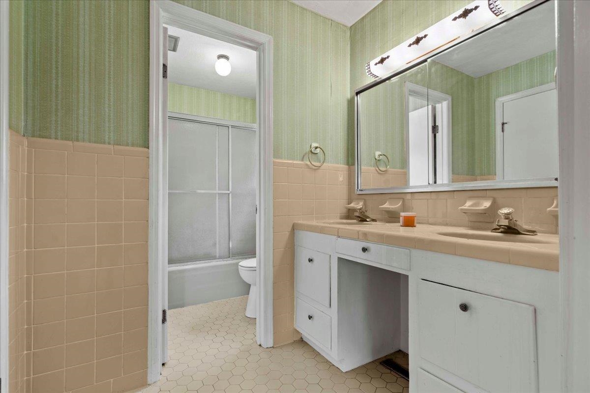 308 Cleveland St. Property Photo 40