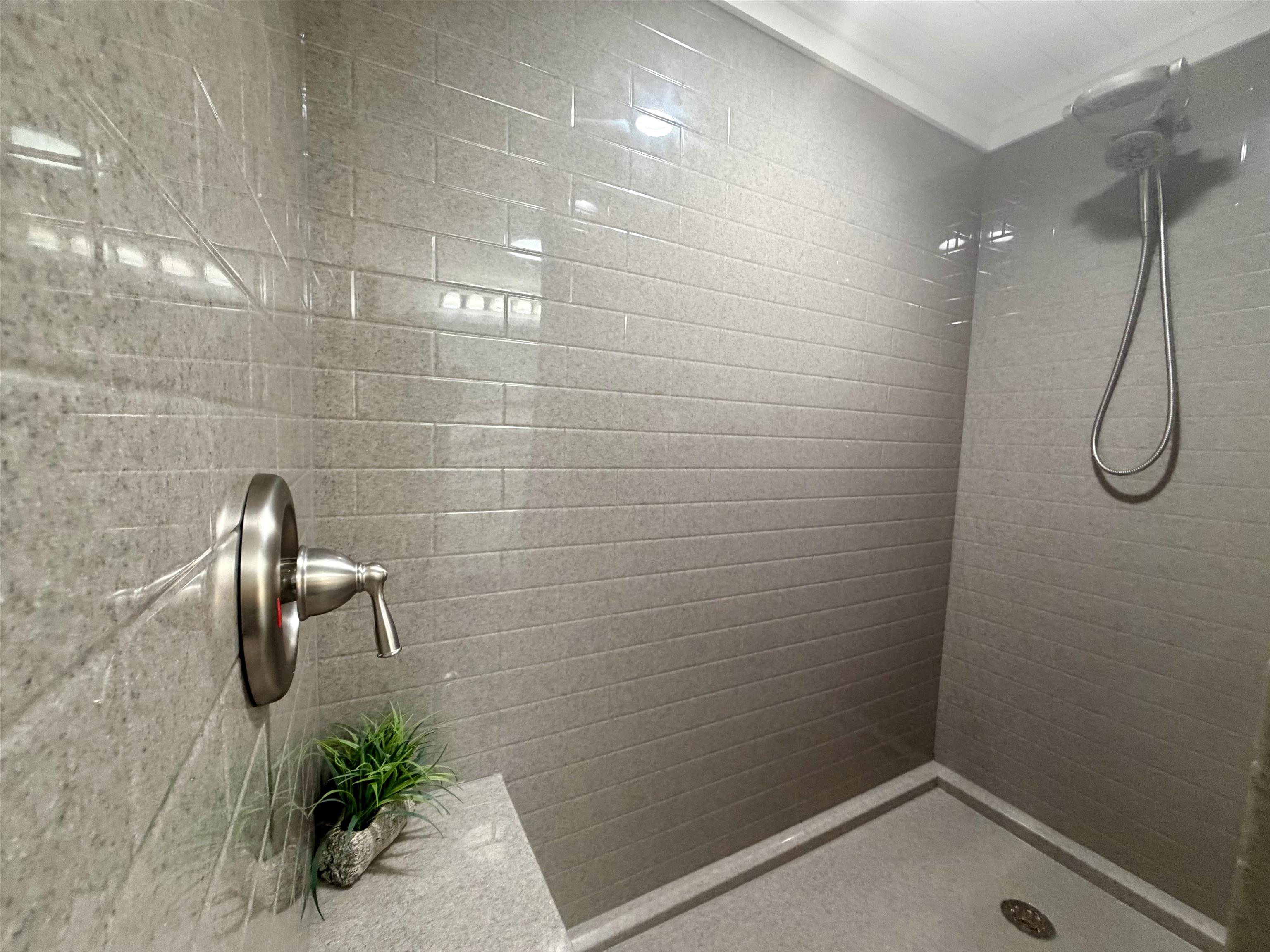 1914 Lark Dr. Property Photo 35