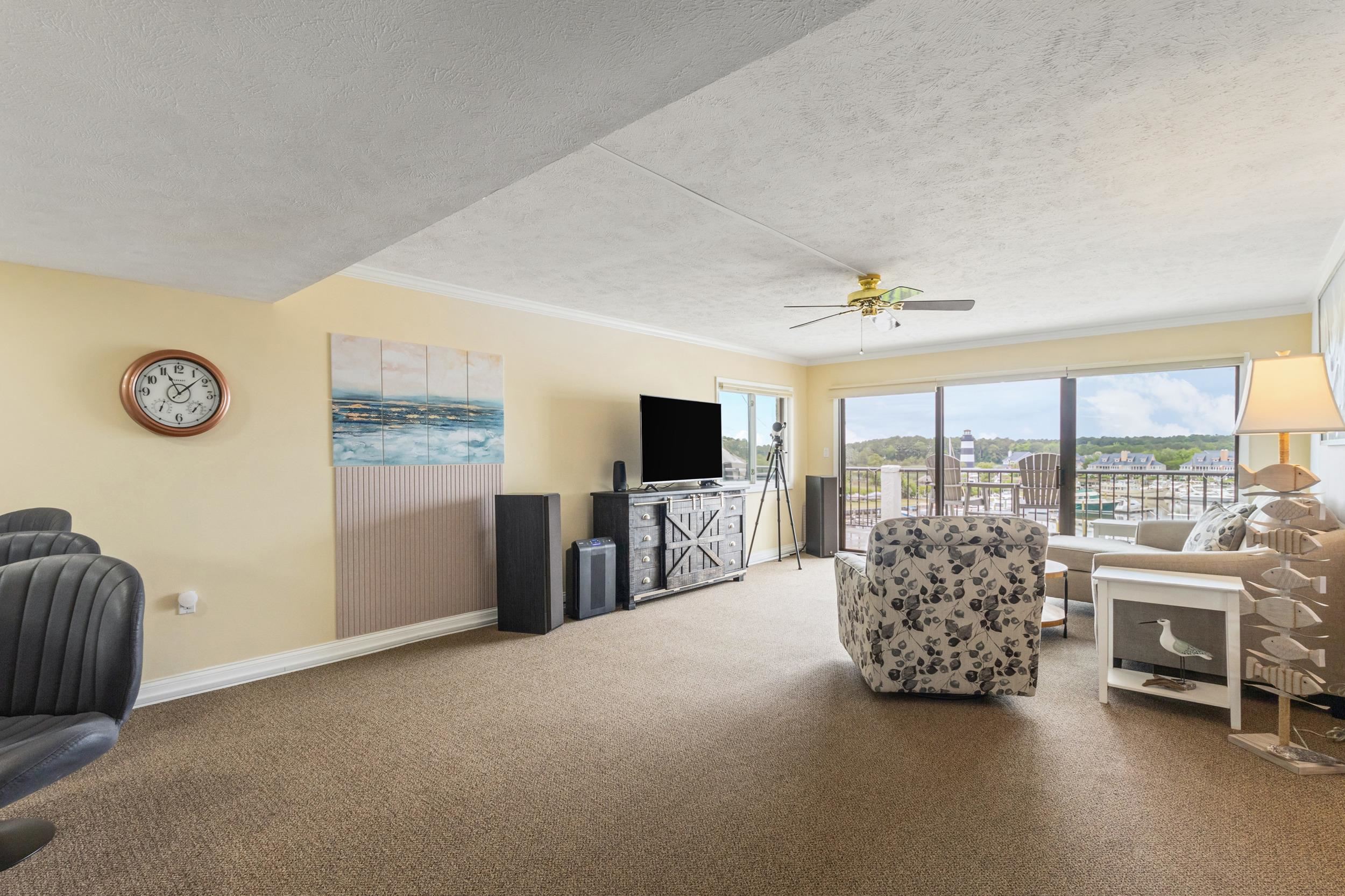 4390 Bimini Ct. Property Photo 11