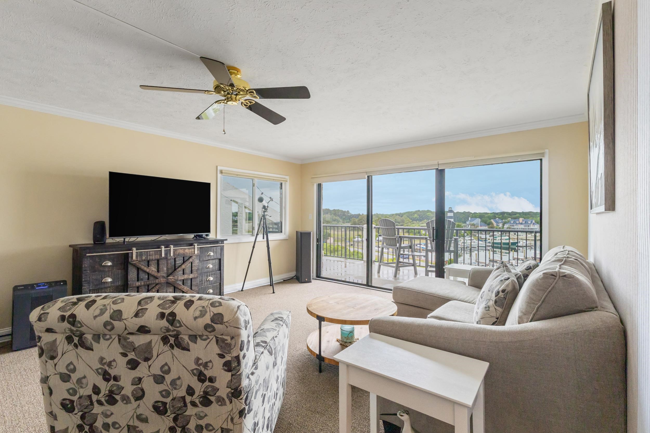 4390 Bimini Ct. Property Photo 14