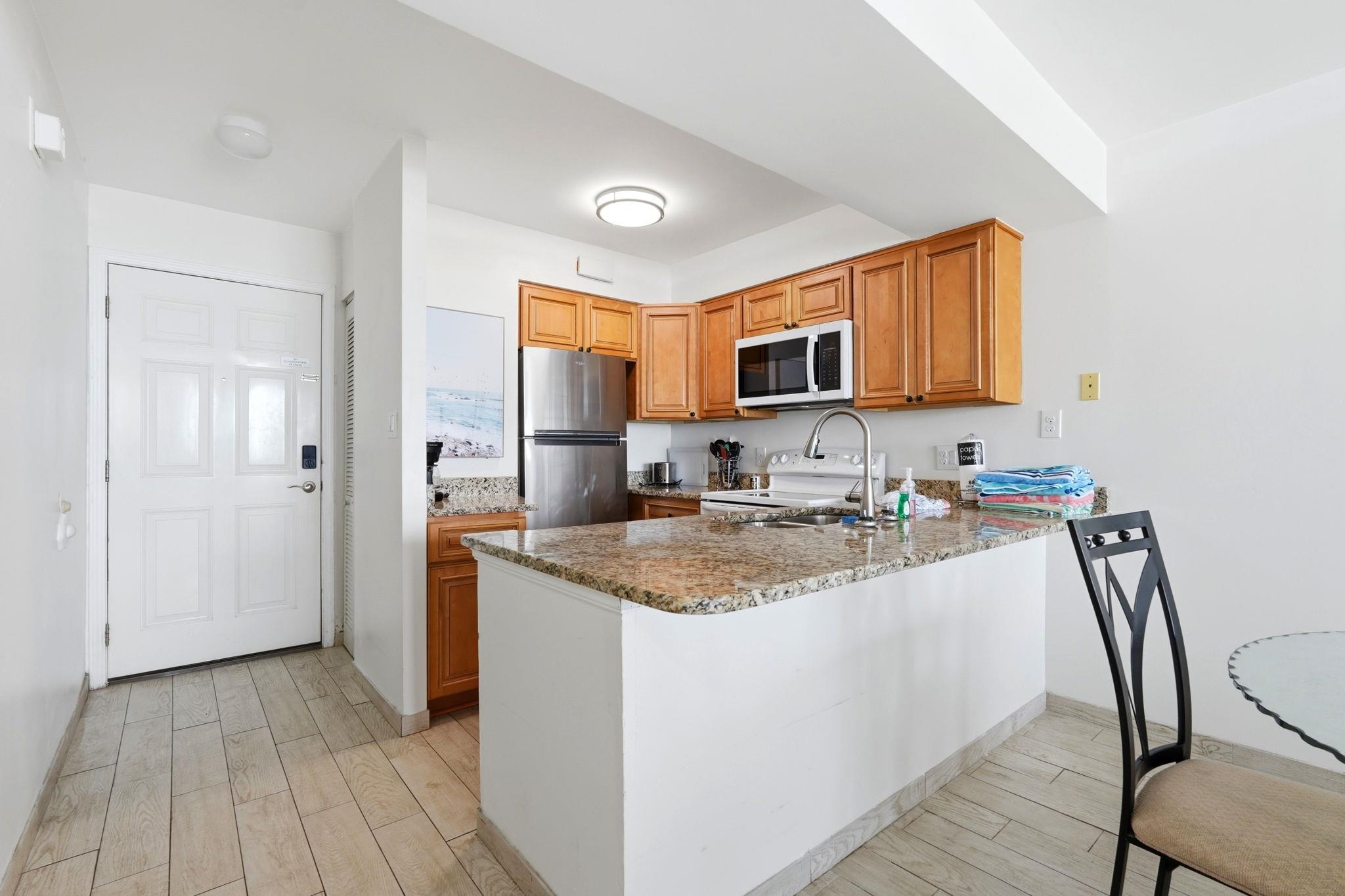 9400 Shore Dr. Property Photo 10