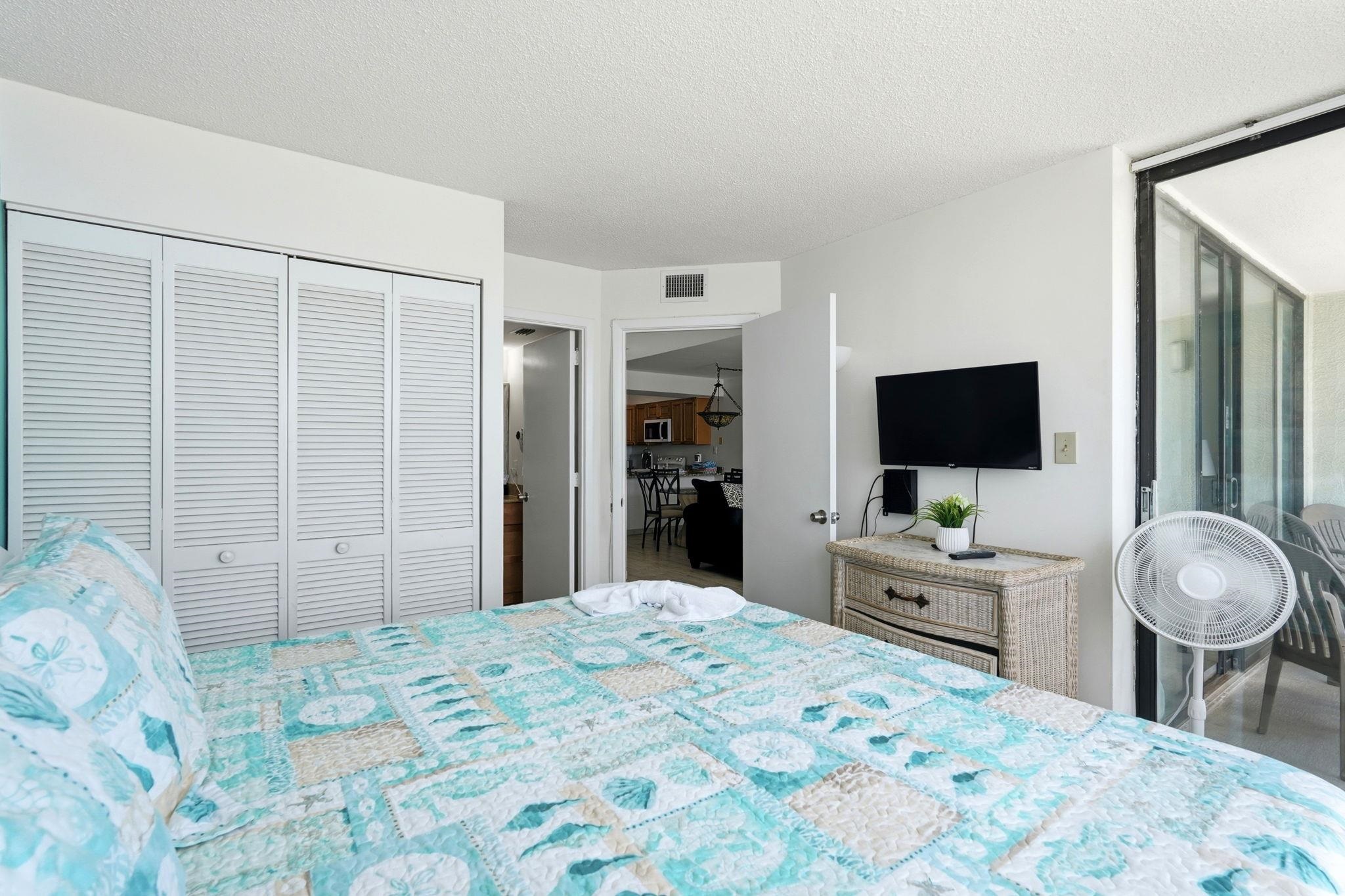 9400 Shore Dr. Property Photo 23
