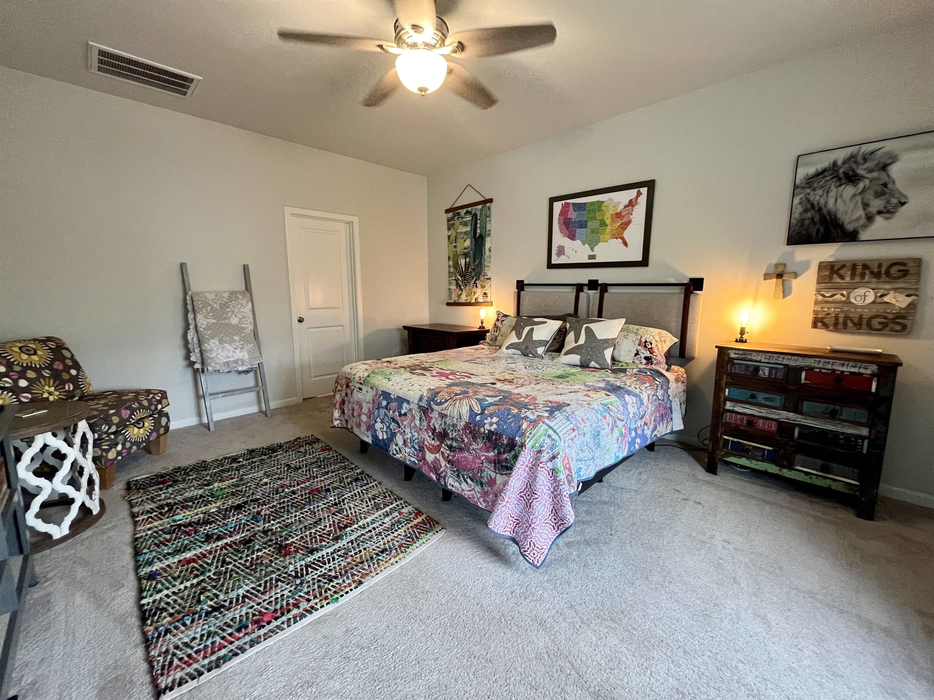 187 S Reindeer Rd. Property Photo 12