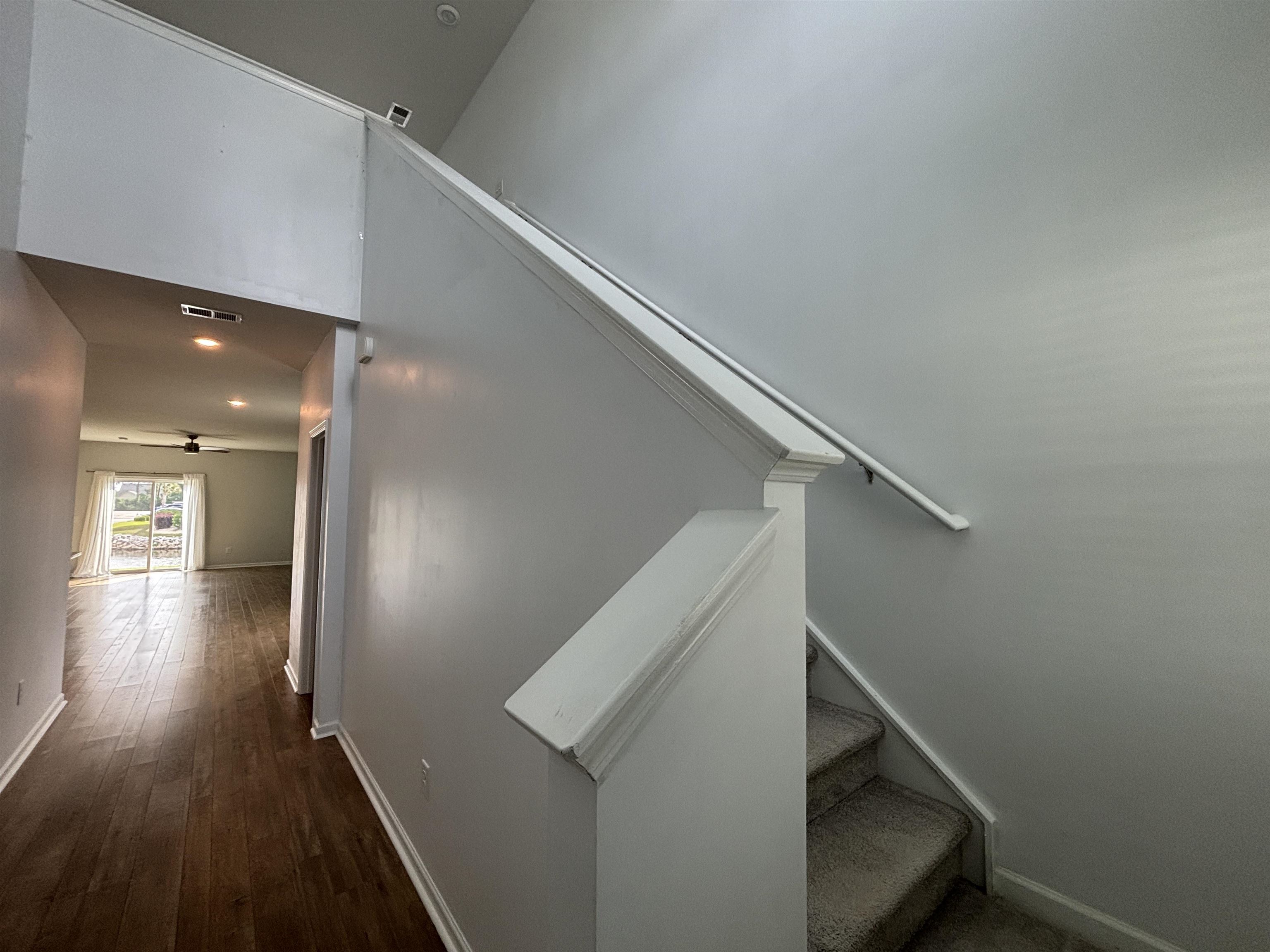 187 S Reindeer Rd. Property Photo 14