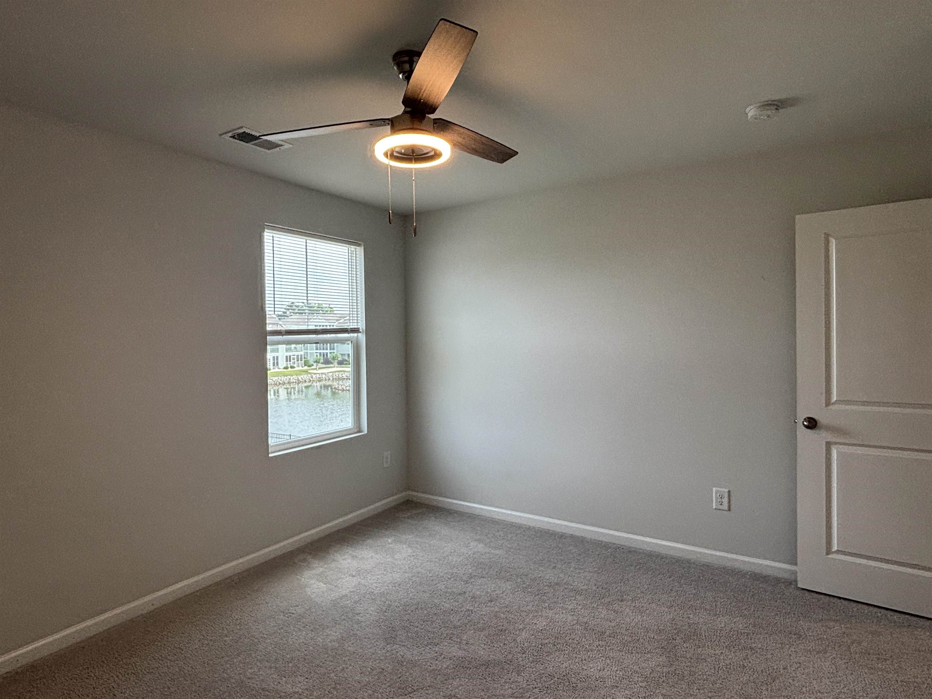 187 S Reindeer Rd. Property Photo 20