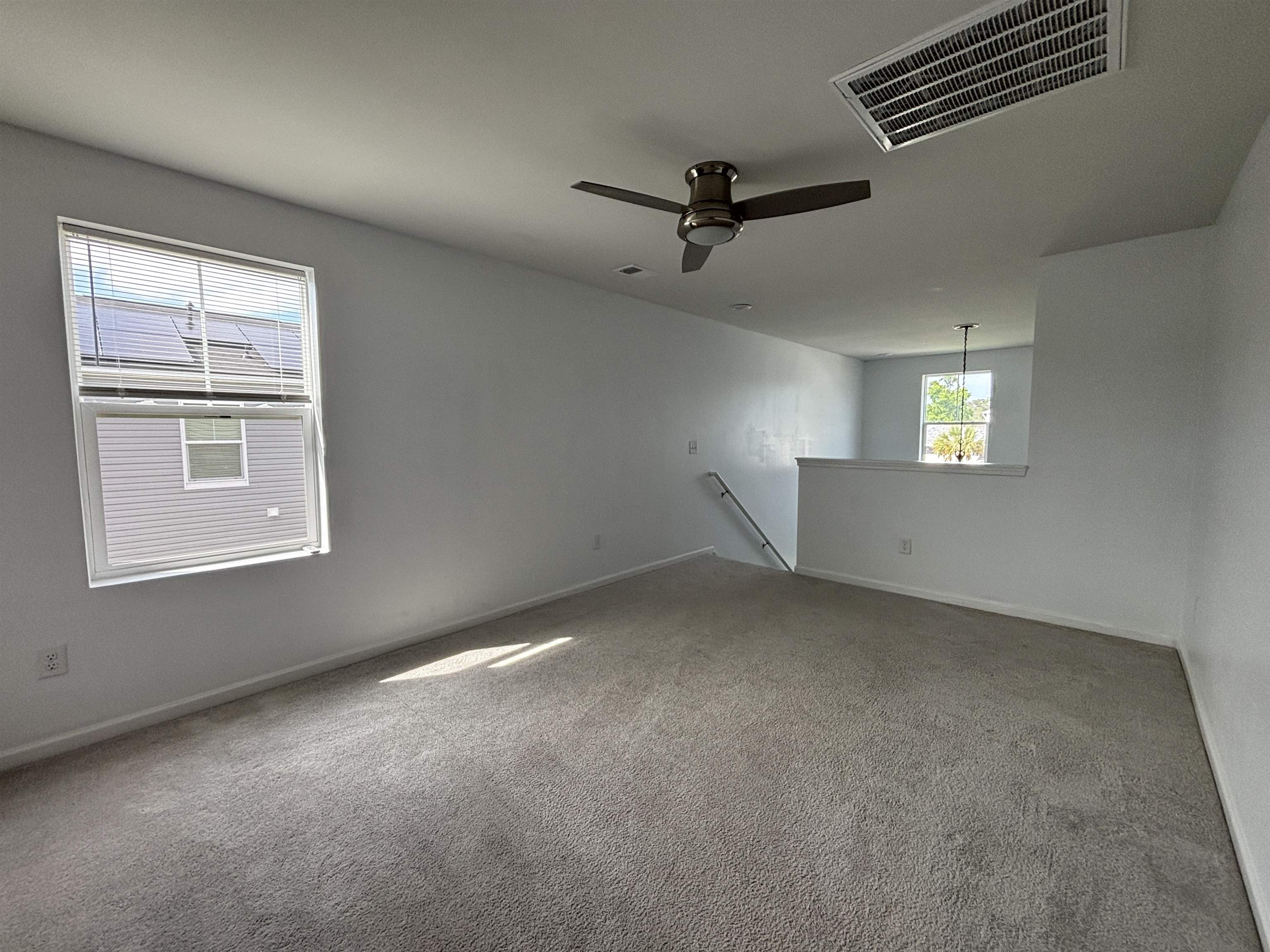 187 S Reindeer Rd. Property Photo 28