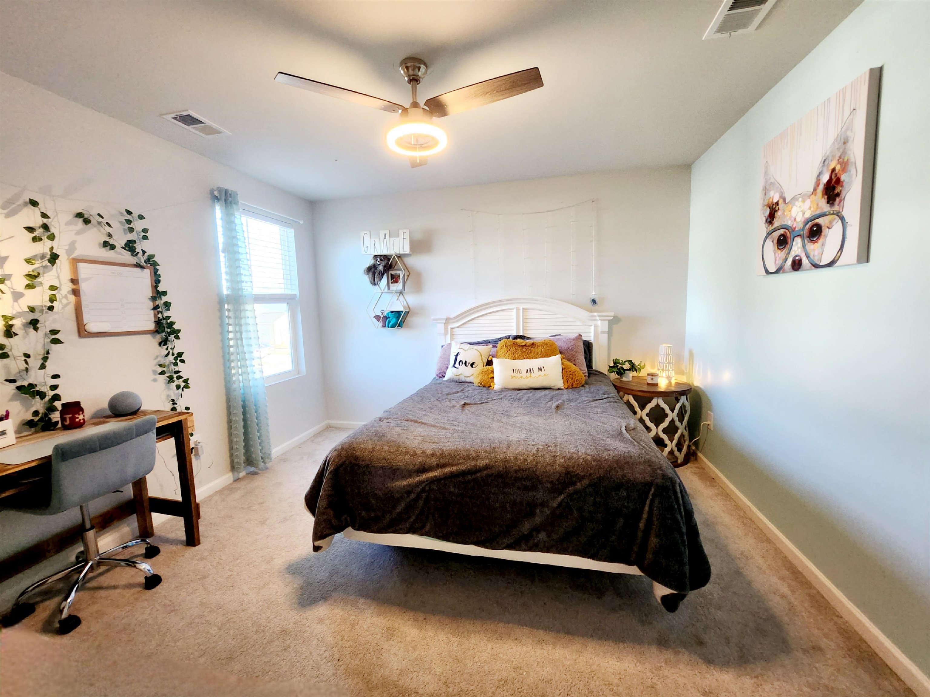 187 S Reindeer Rd. Property Photo 32