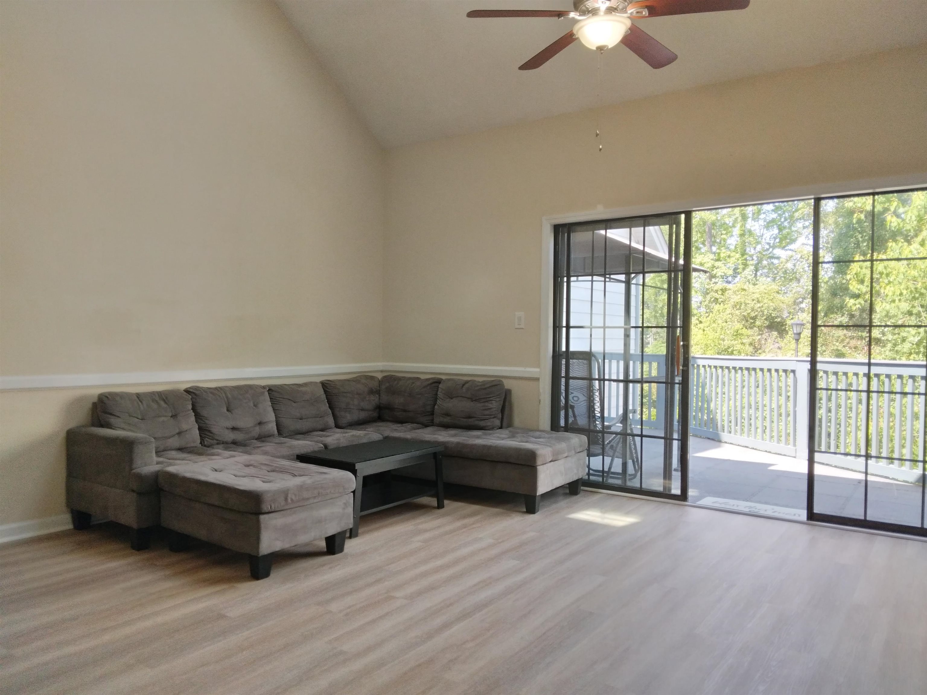 4357 Spa Dr. Property Photo 8