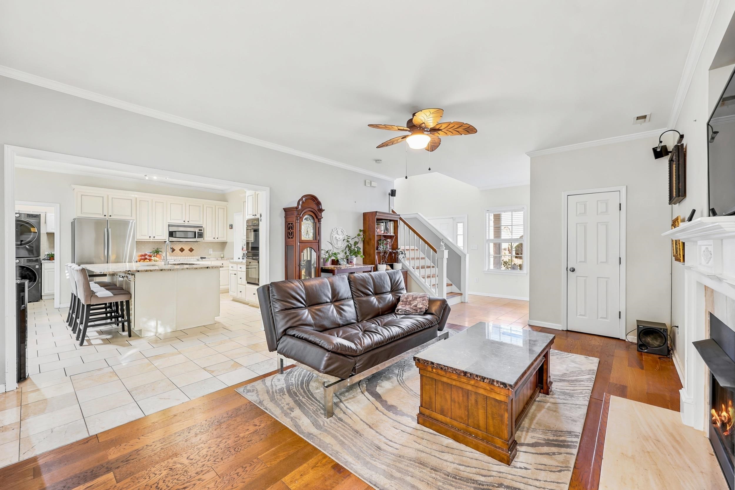 3955 Camden Dr. Property Photo 11