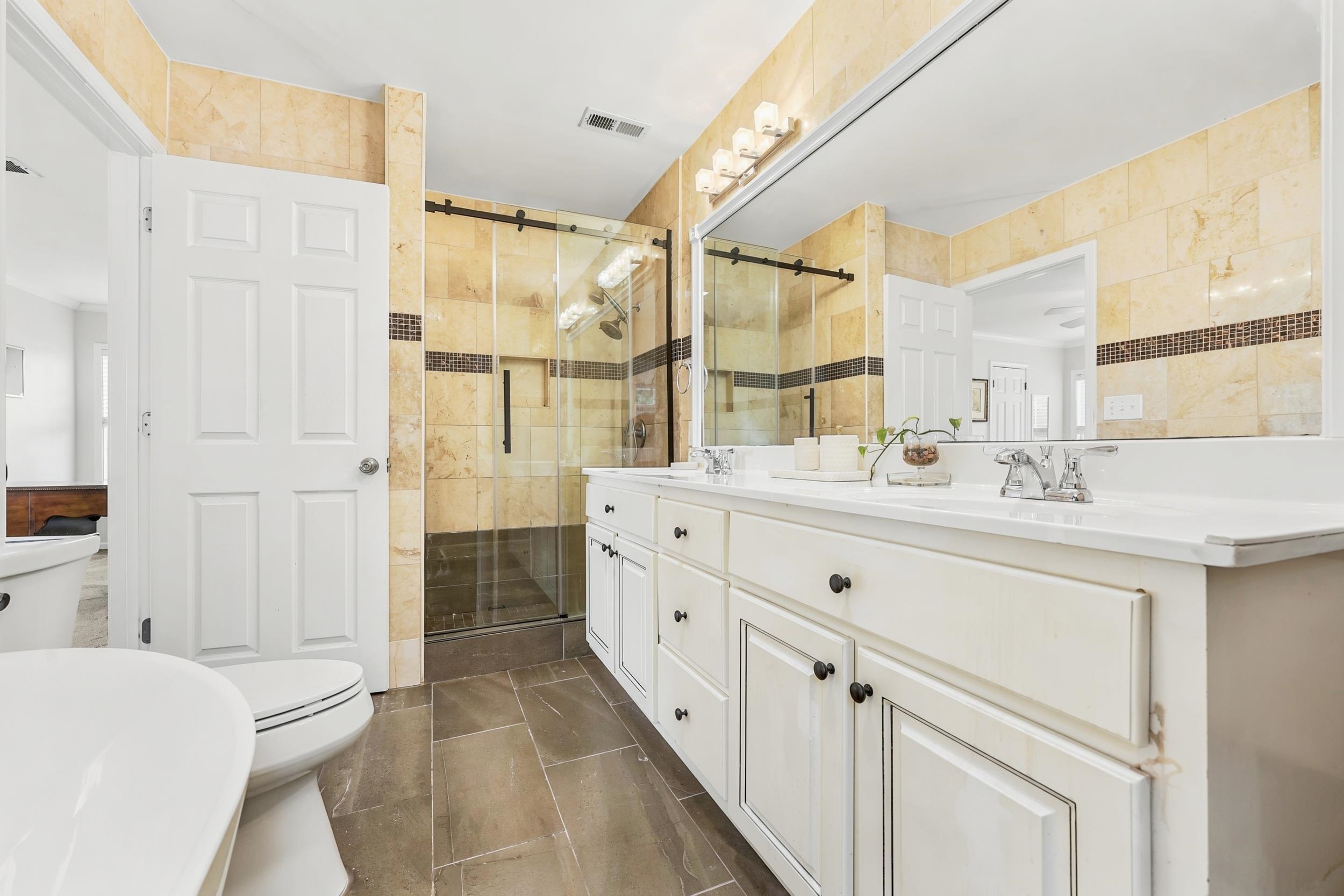 3955 Camden Dr. Property Photo 25