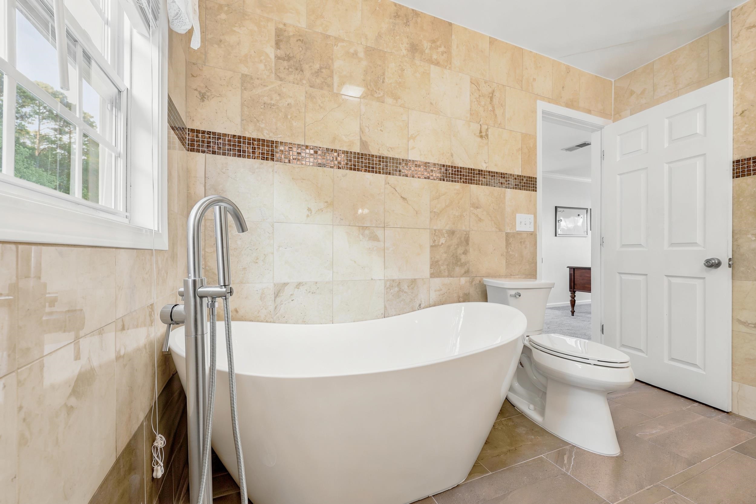3955 Camden Dr. Property Photo 26