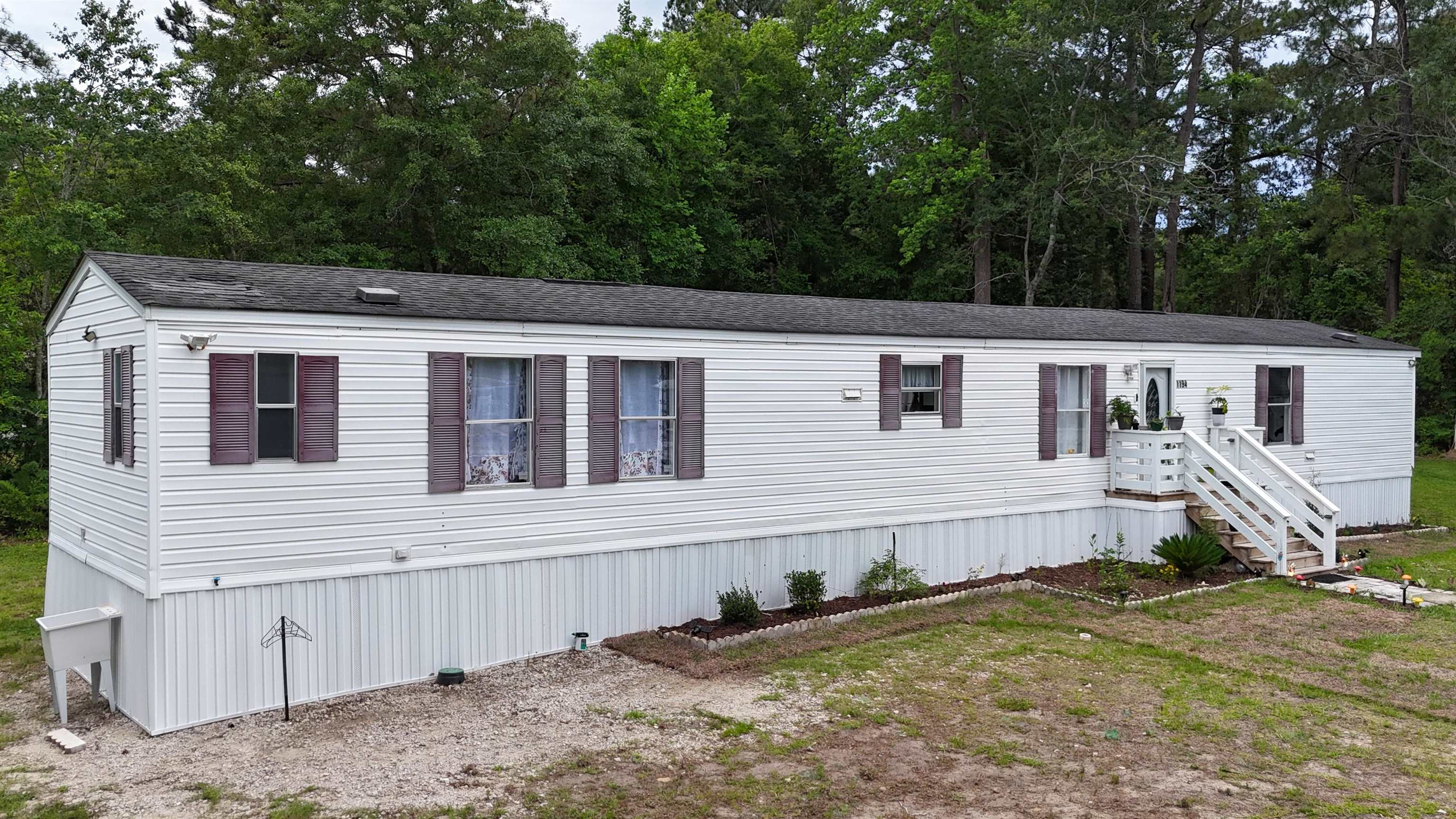 1194 Rainbow Dr. Property Photo 3