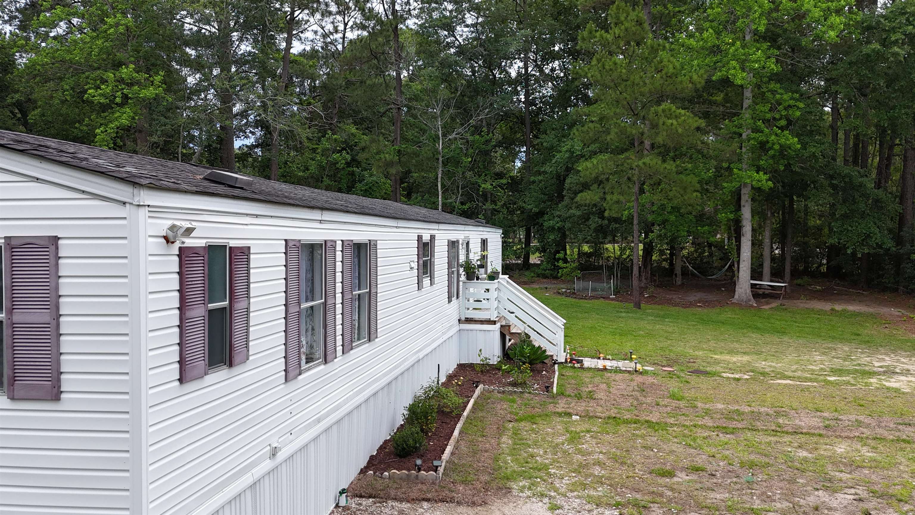1194 Rainbow Dr. Property Photo 4