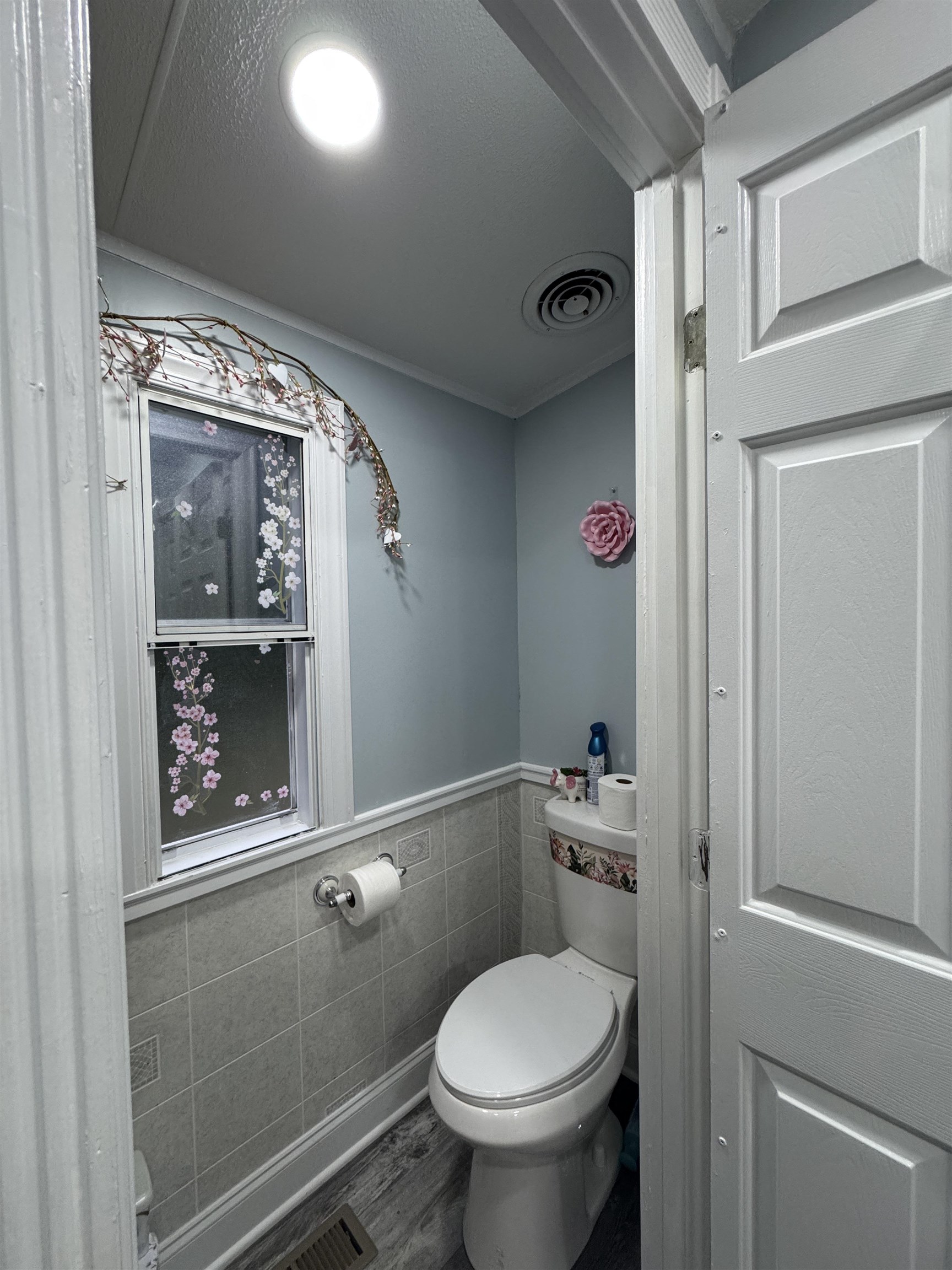 1194 Rainbow Dr. Property Photo 29