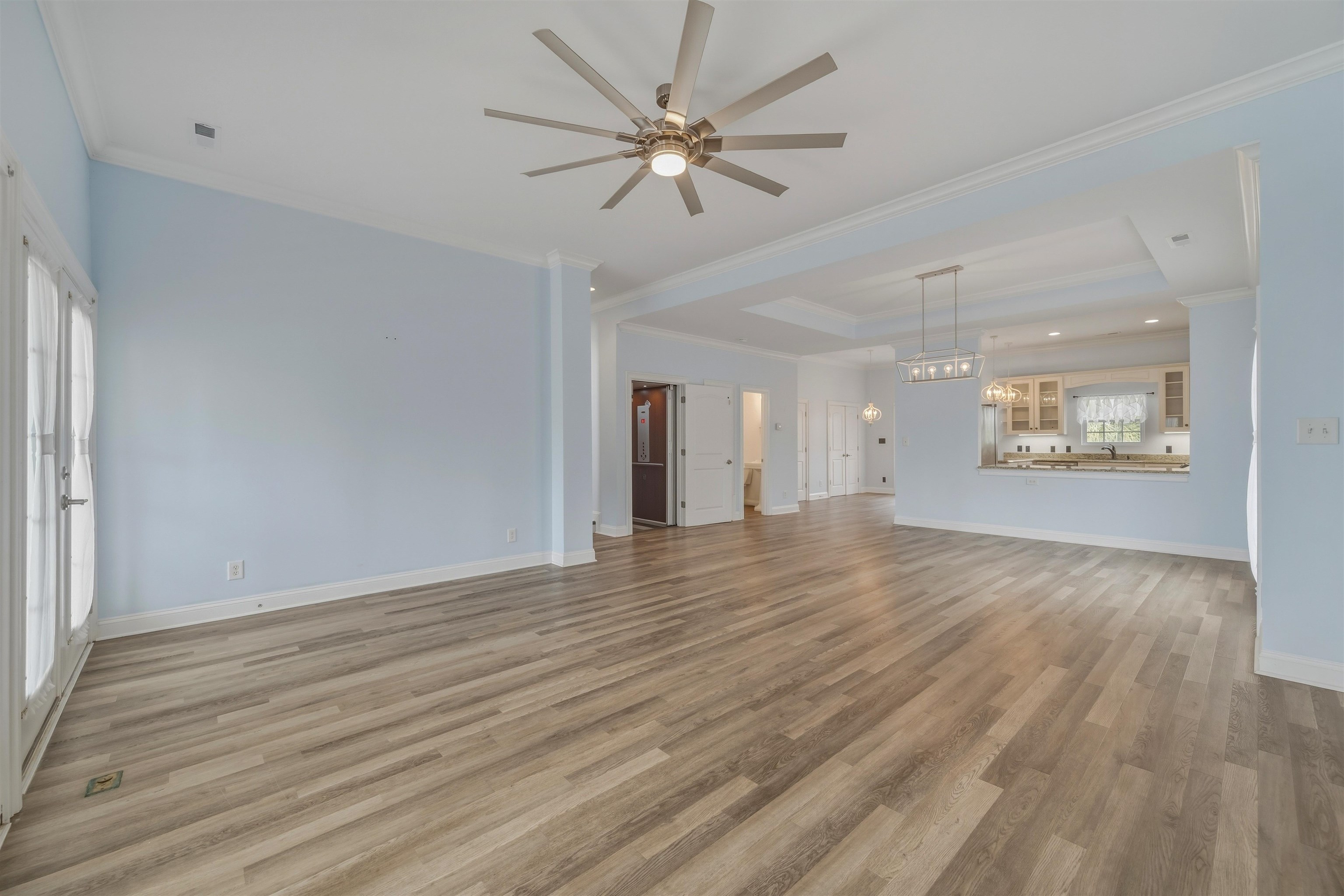 4302 Grande Harbour Blvd. Property Photo 3