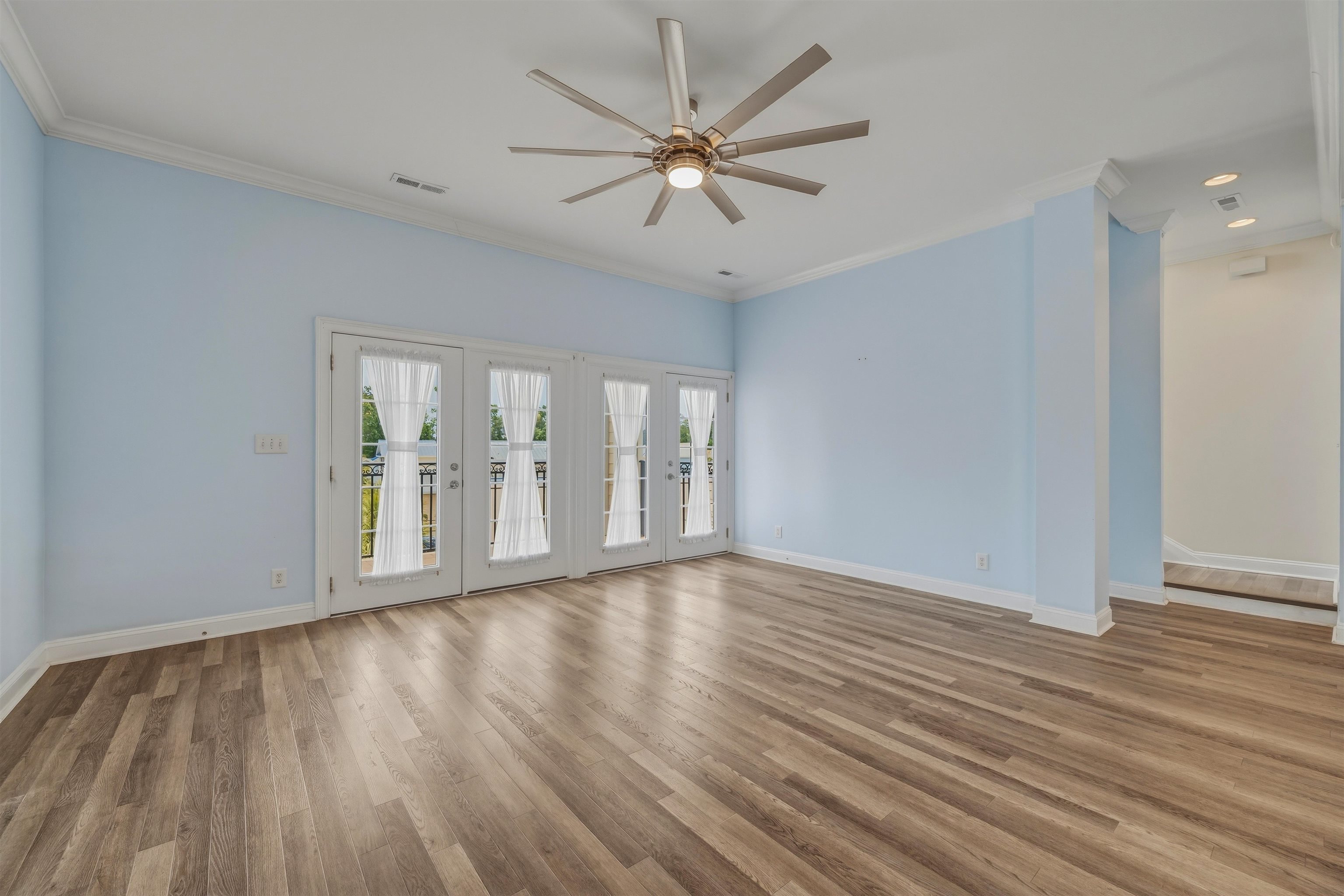 4302 Grande Harbour Blvd. Property Photo 5