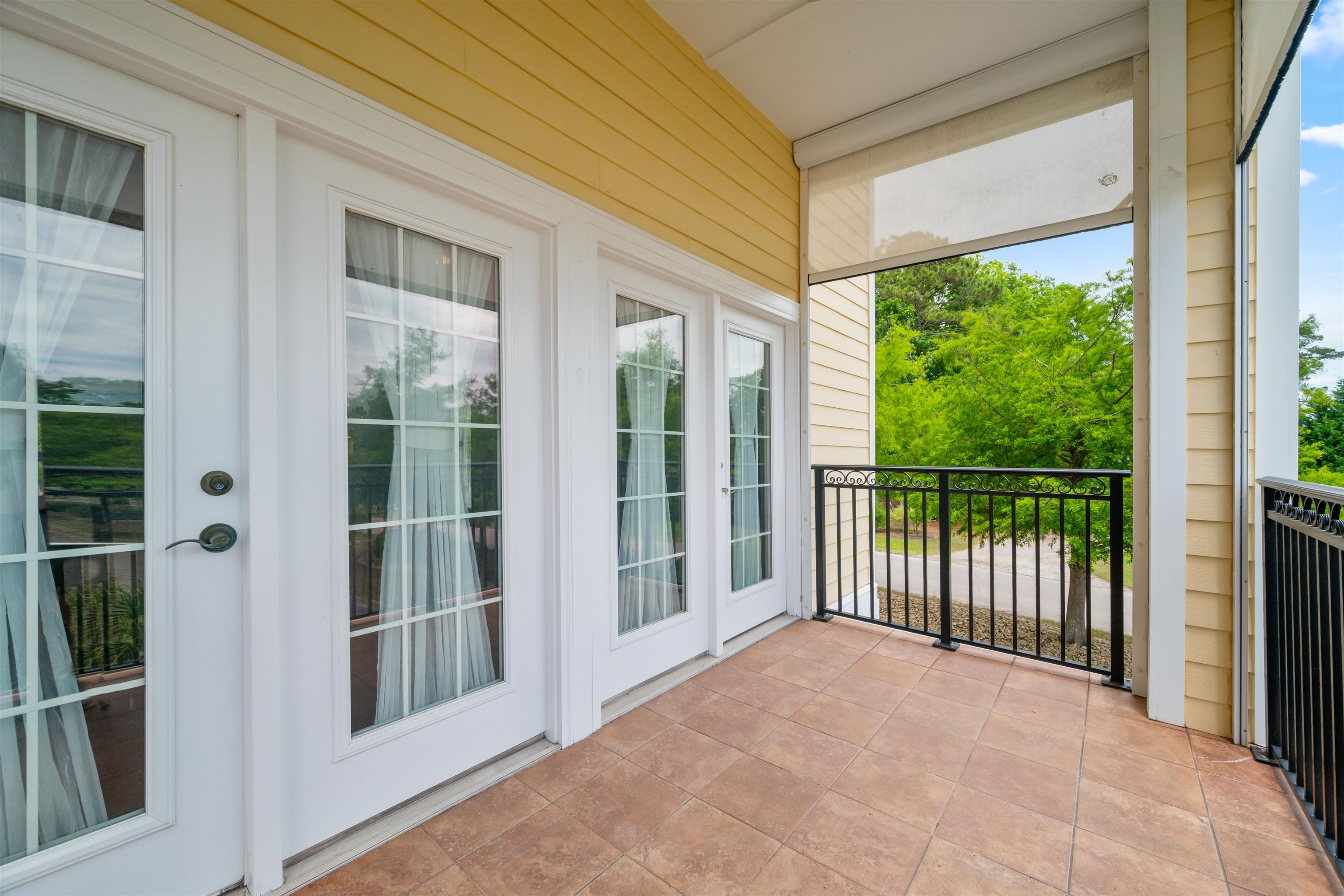 4302 Grande Harbour Blvd. Property Photo 10