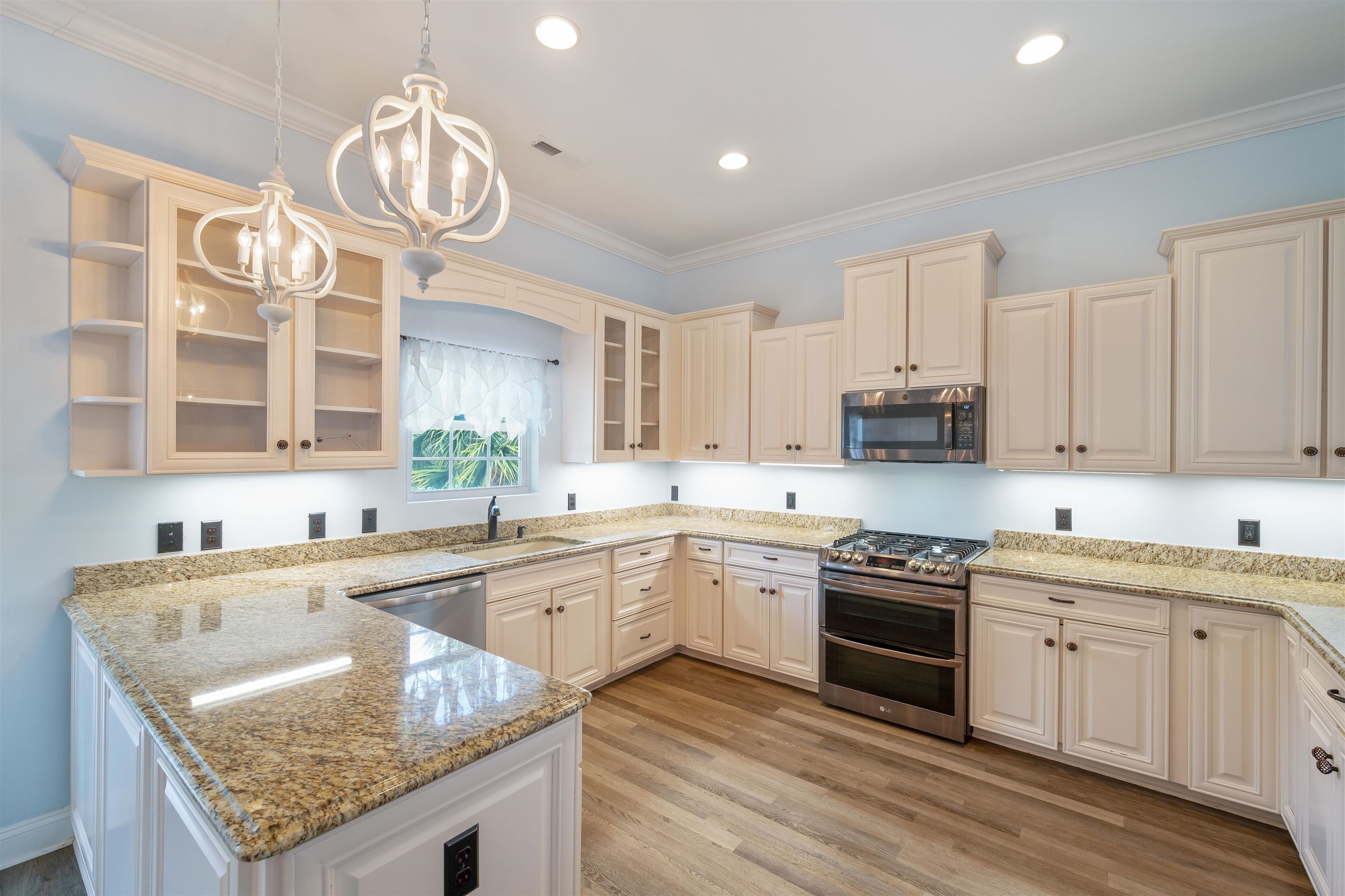 4302 Grande Harbour Blvd. Property Photo 15