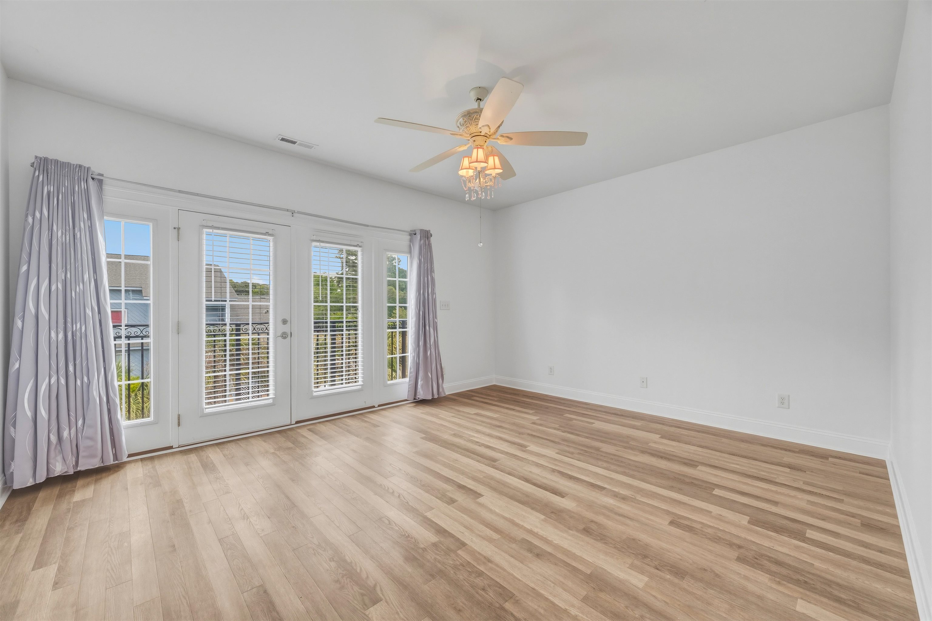 4302 Grande Harbour Blvd. Property Photo 31