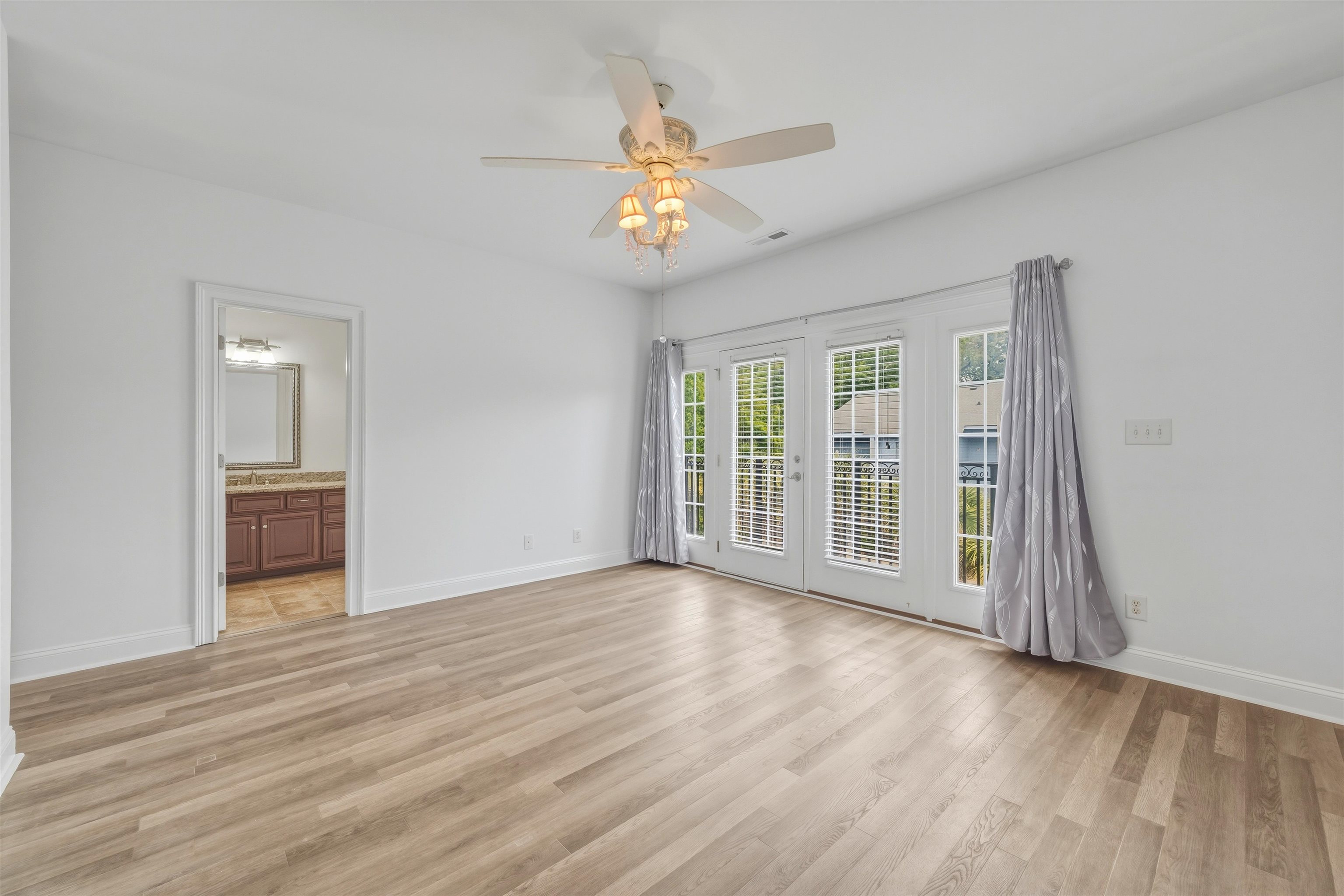 4302 Grande Harbour Blvd. Property Photo 32