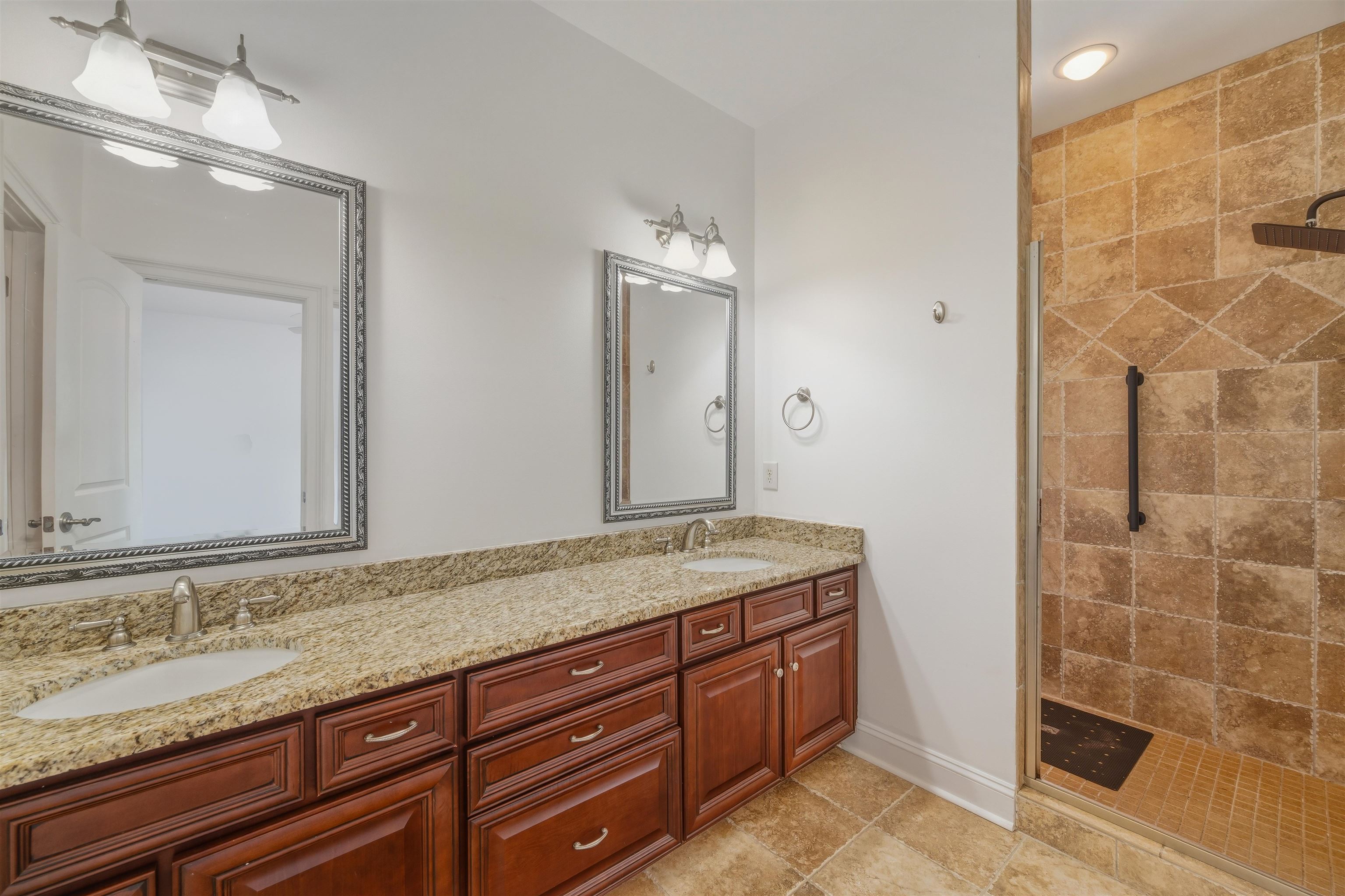 4302 Grande Harbour Blvd. Property Photo 34