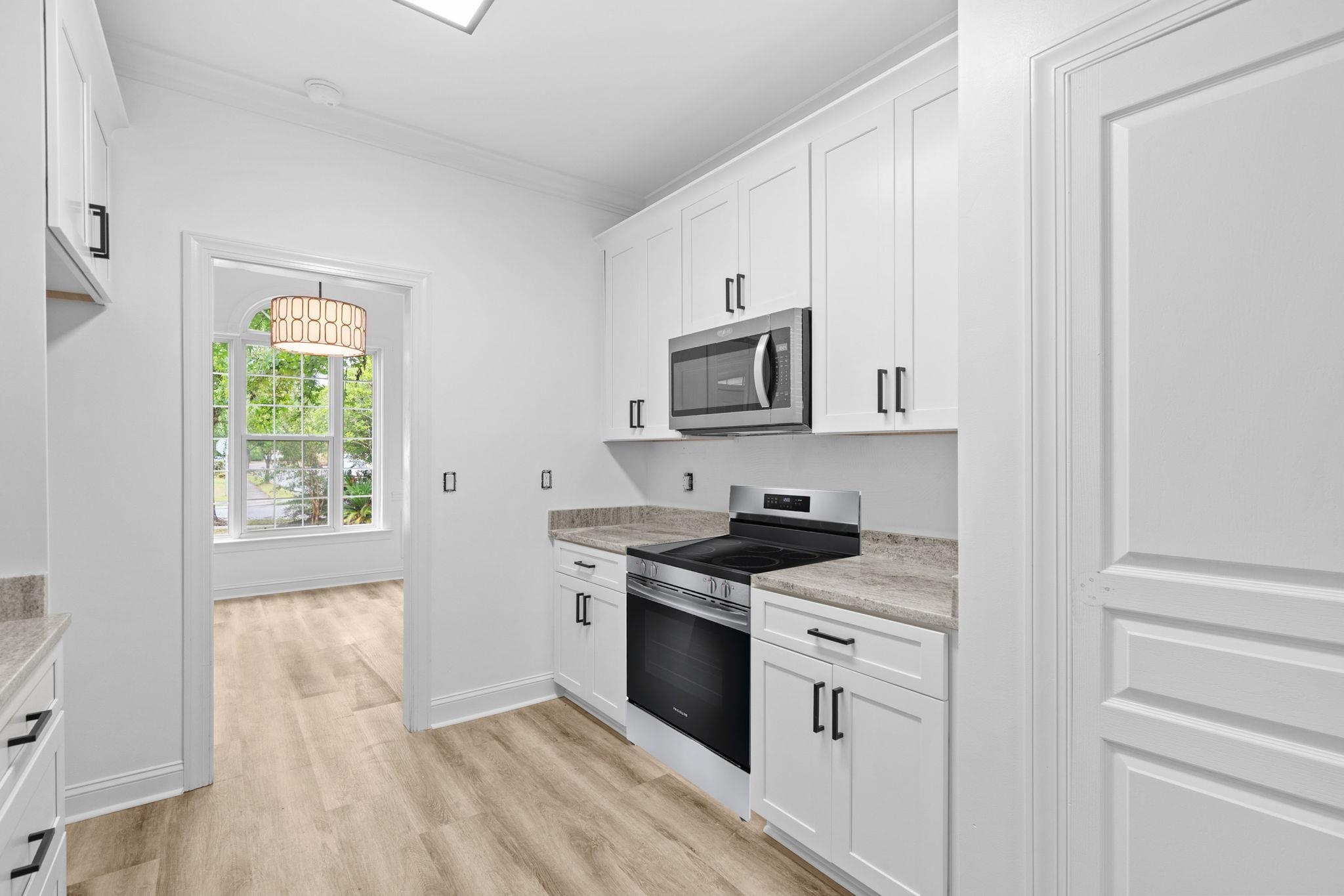3602 Brampton Dr. Property Photo 14