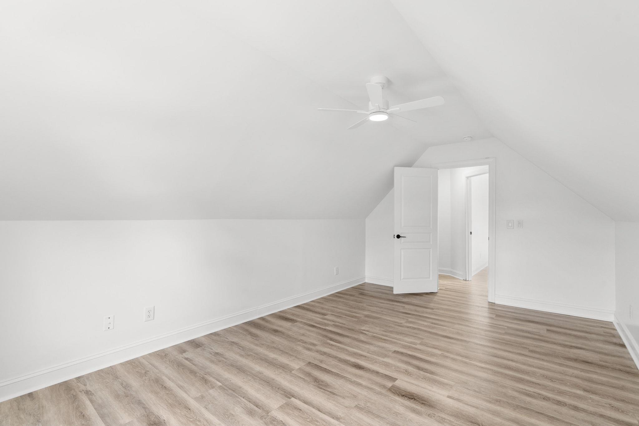 3602 Brampton Dr. Property Photo 30