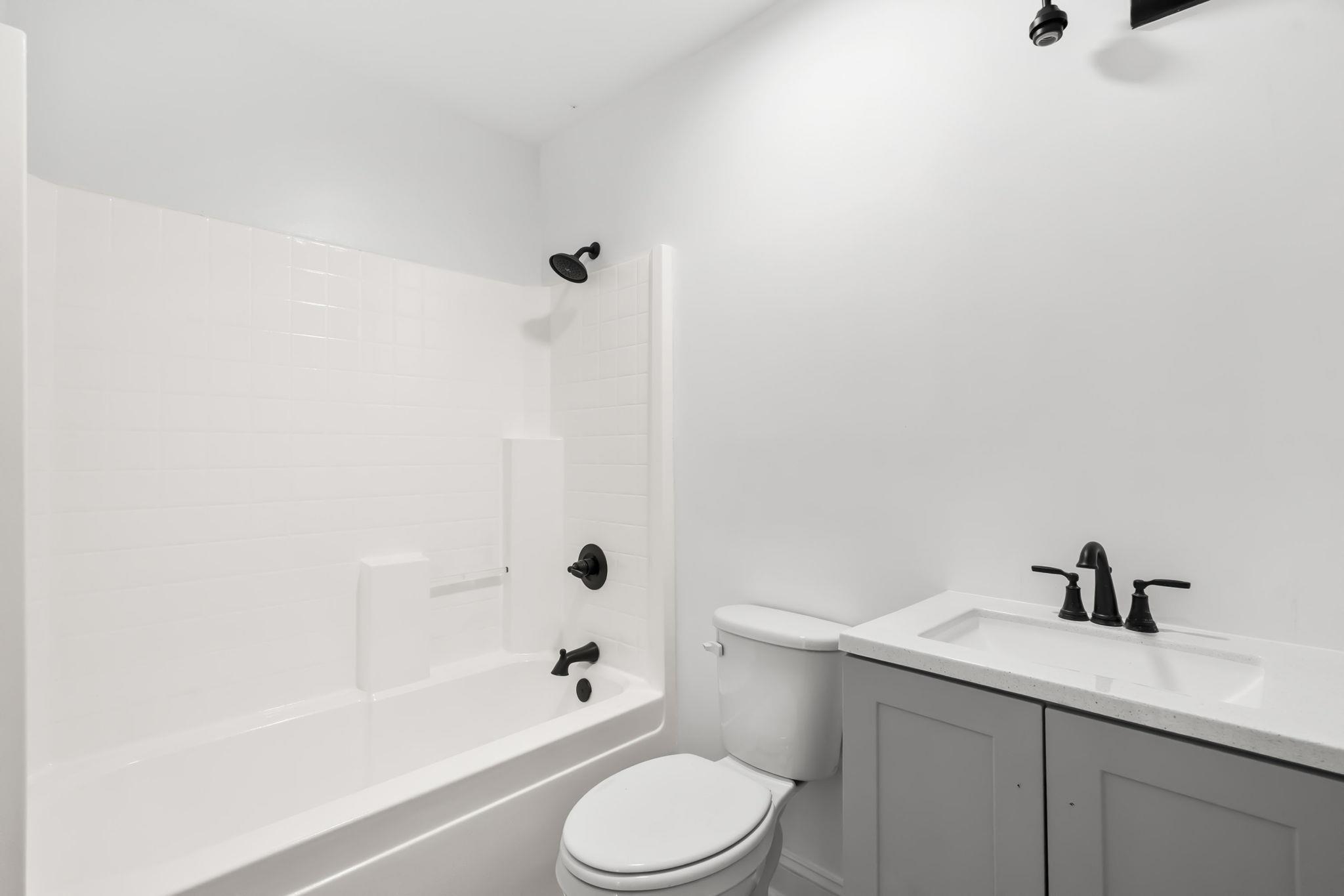 3602 Brampton Dr. Property Photo 34