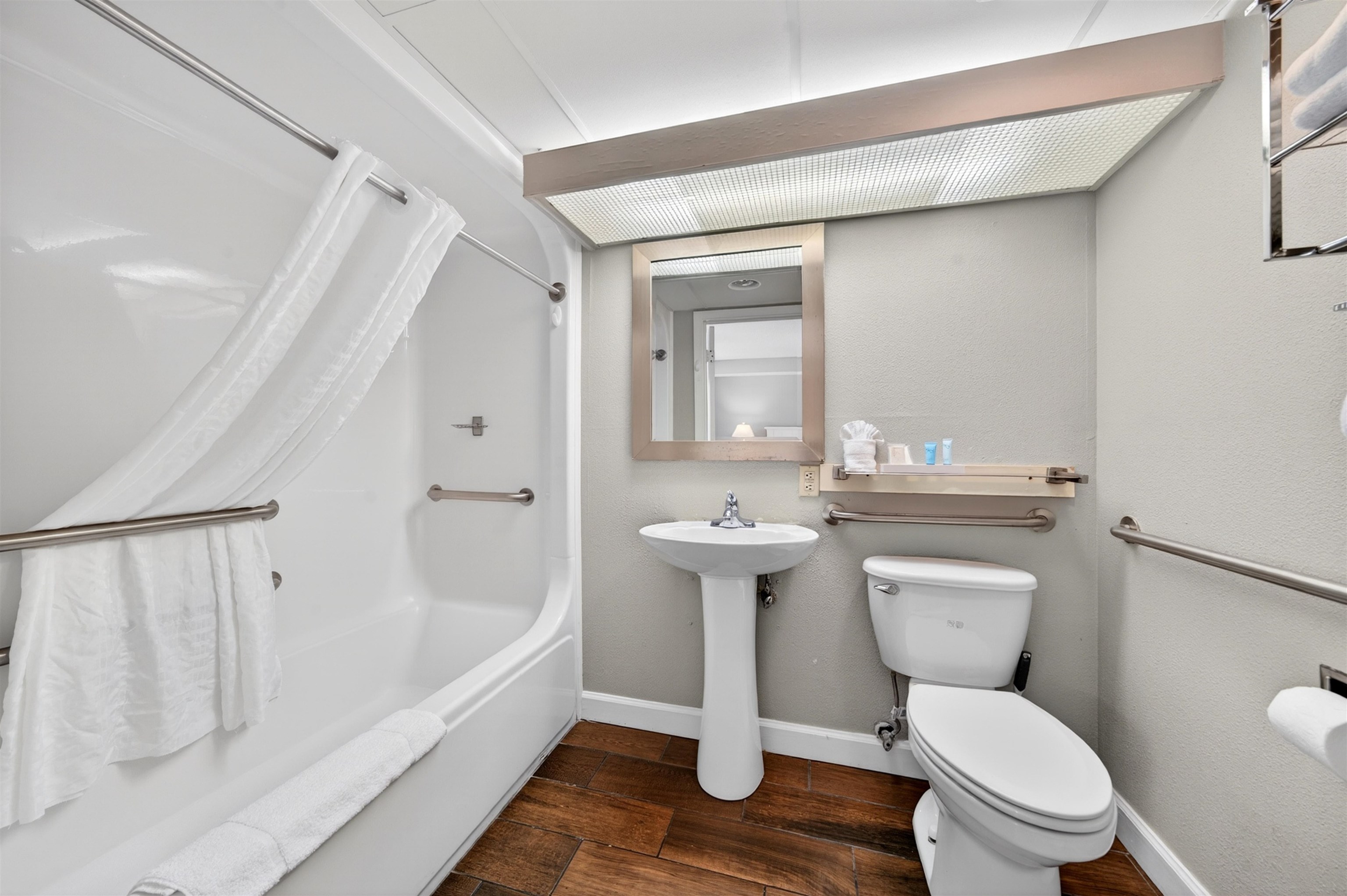 6804 N Ocean Blvd. Property Photo 16