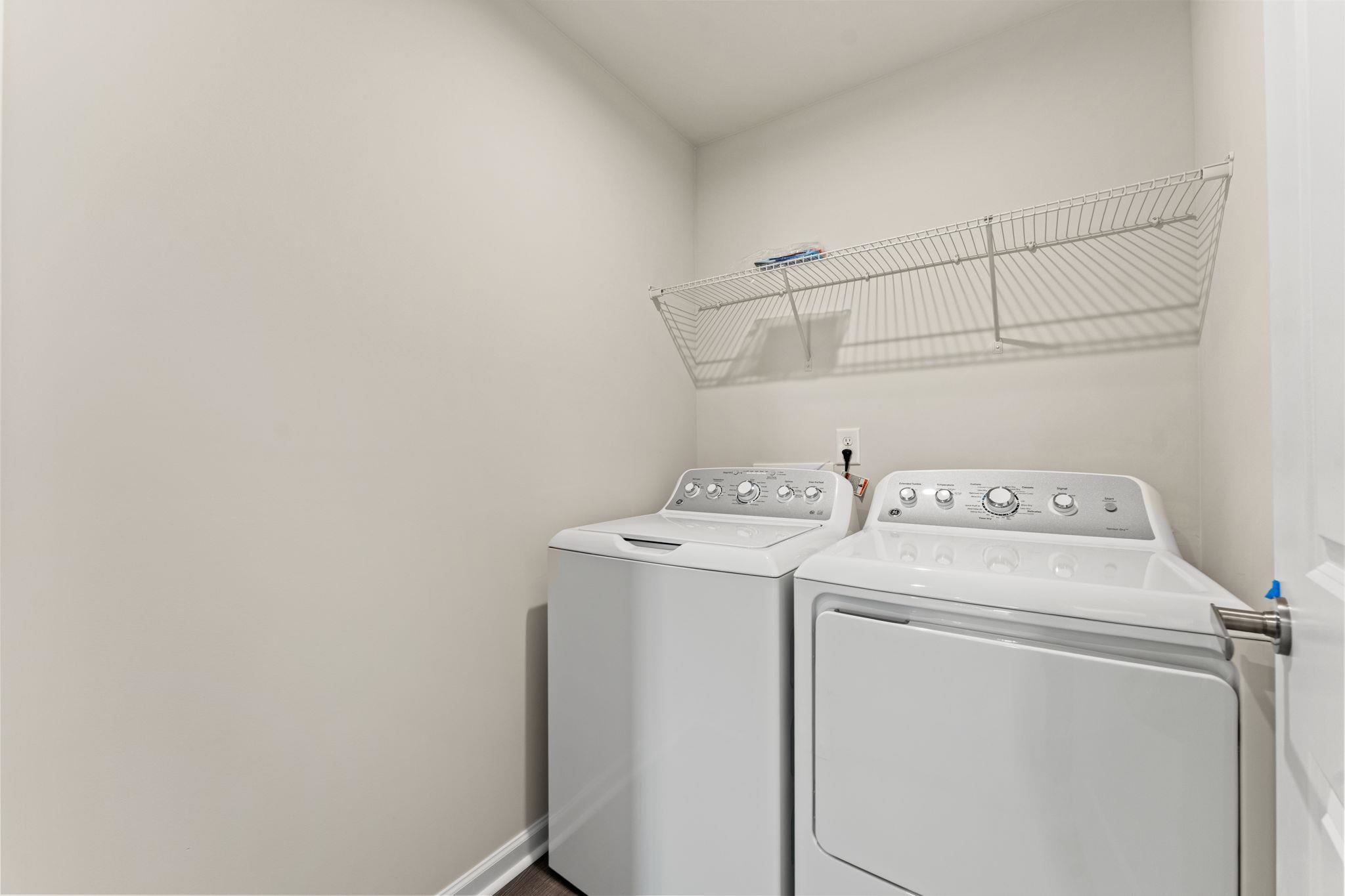 2050 Pine Meadows St Property Photo 16