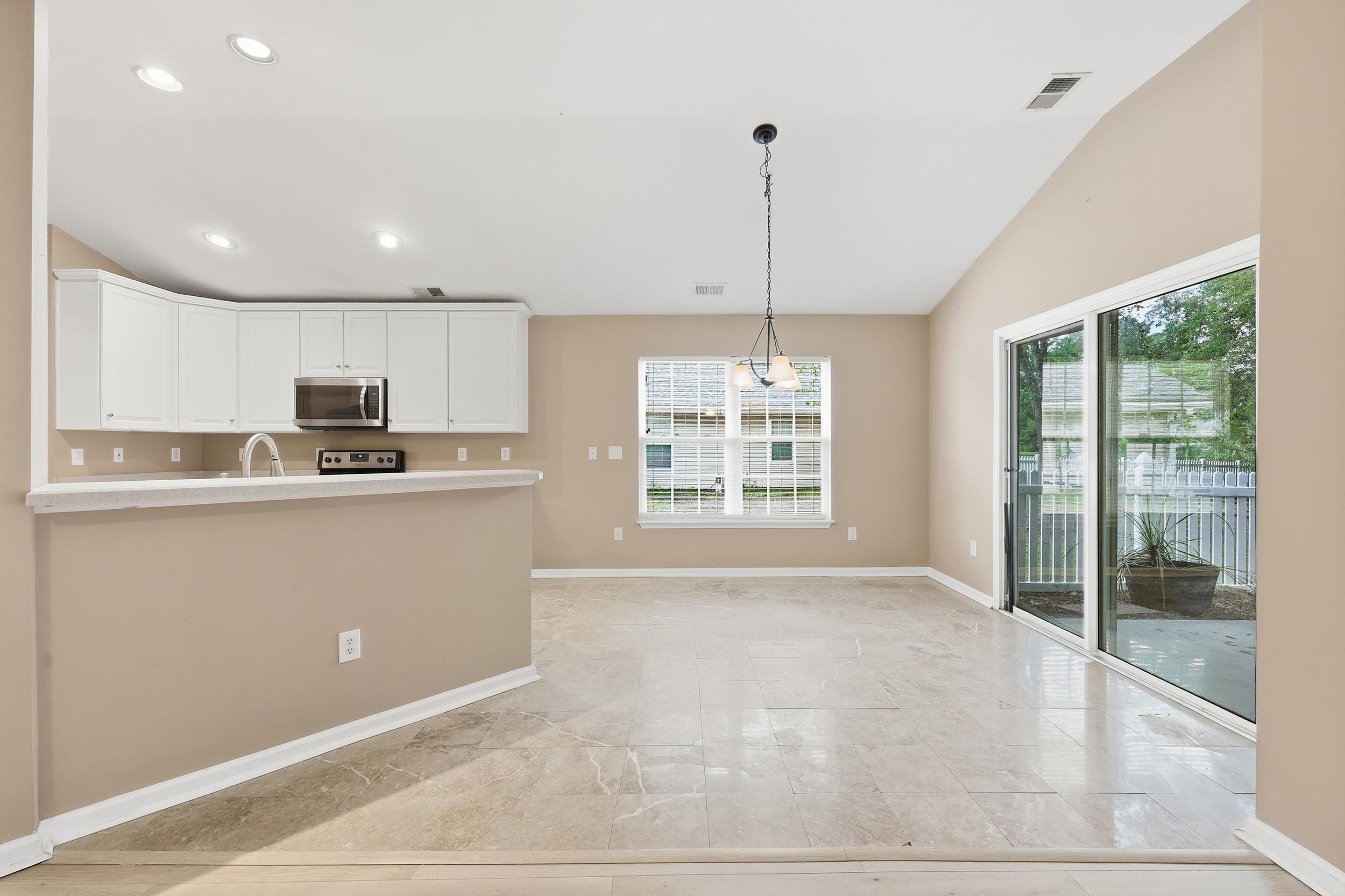 804 Encampment Ct. Property Photo 17