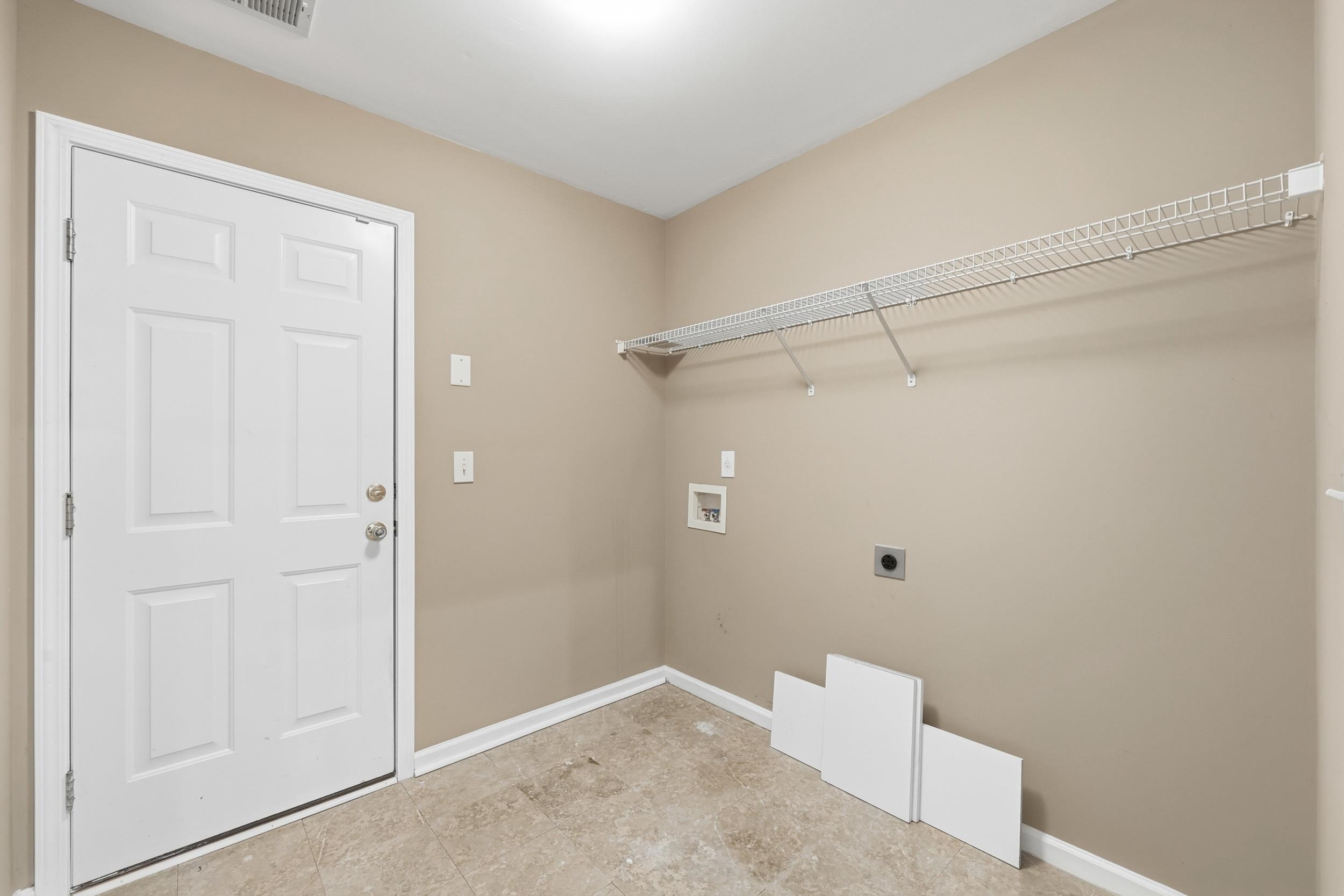 804 Encampment Ct. Property Photo 26