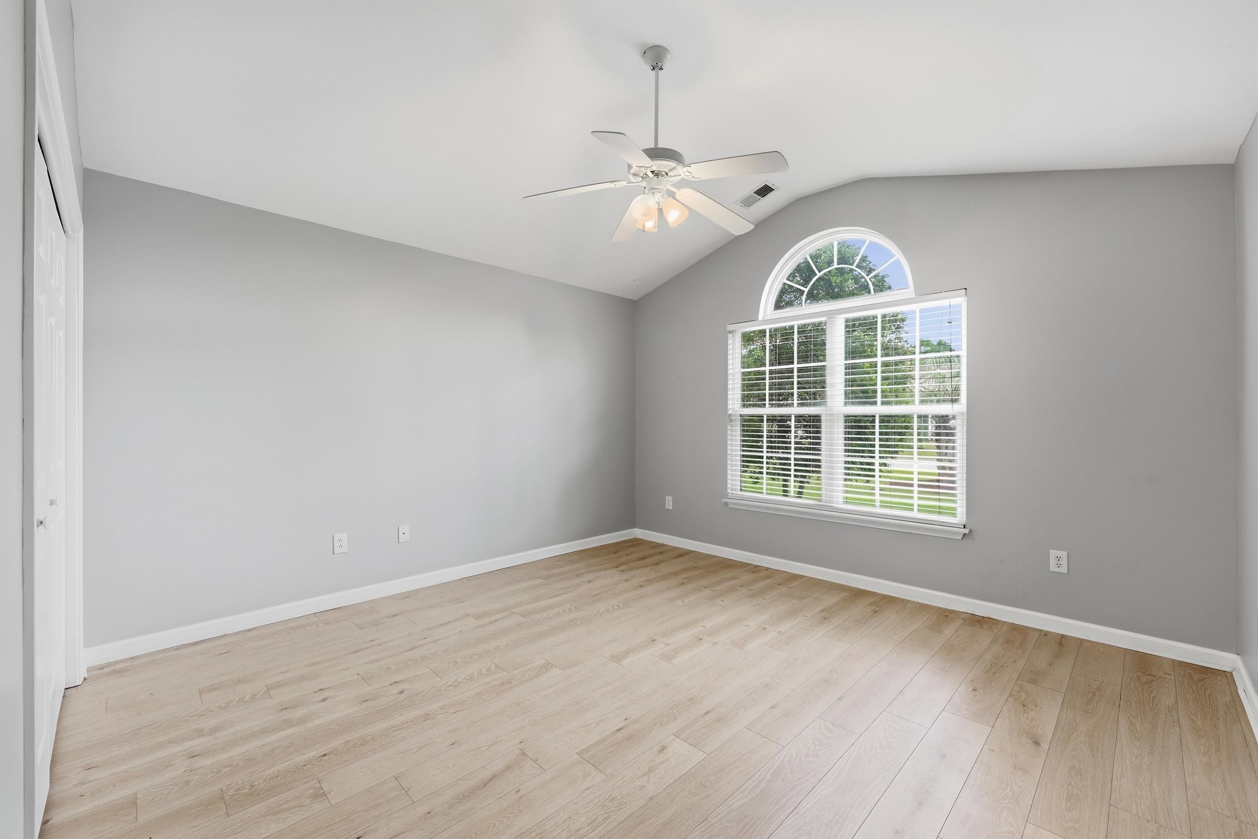 804 Encampment Ct. Property Photo 32