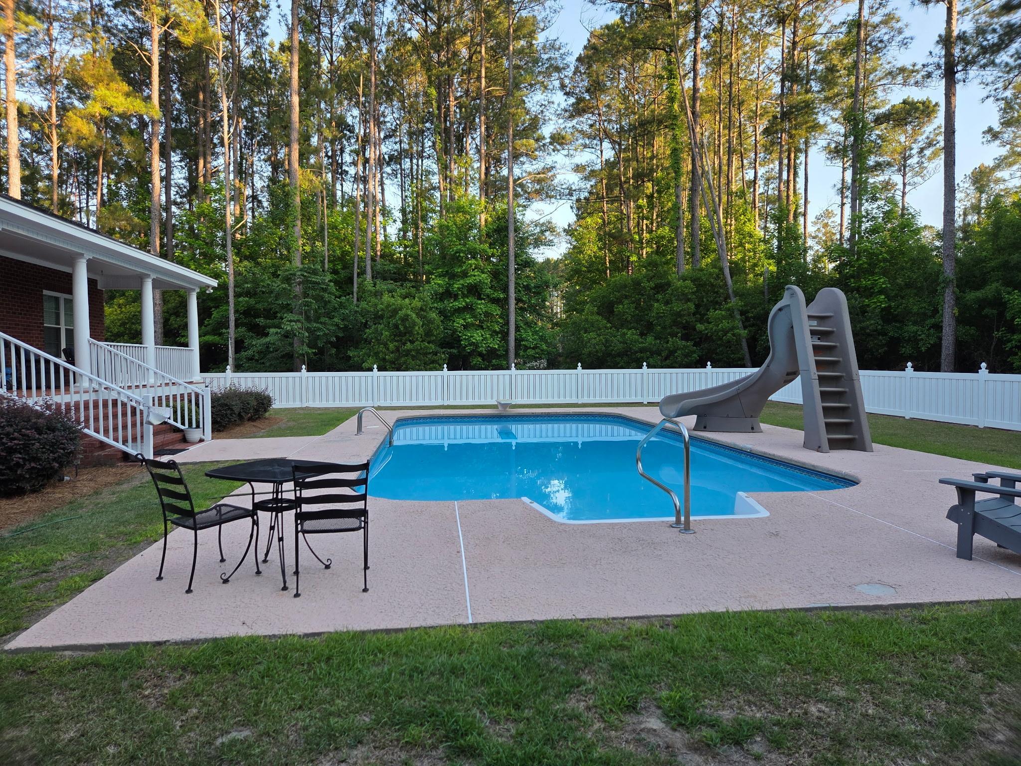 541 S Persimmon Ford Rd. Property Photo 6