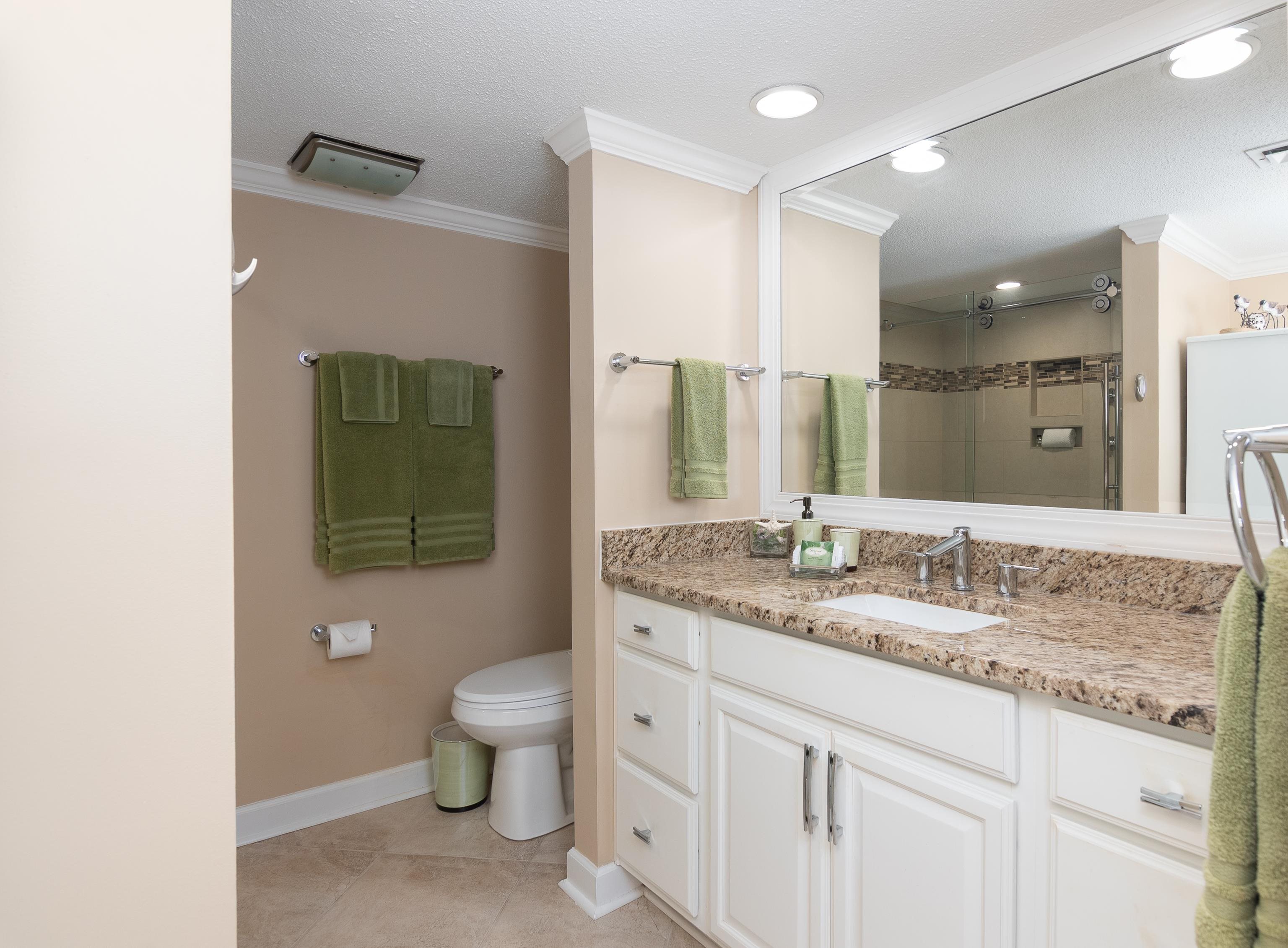 9650 Shore Dr. Property Photo 25
